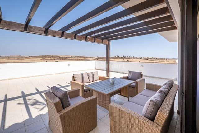 Top floor two bedroom apartment for rent, Tersefanou.