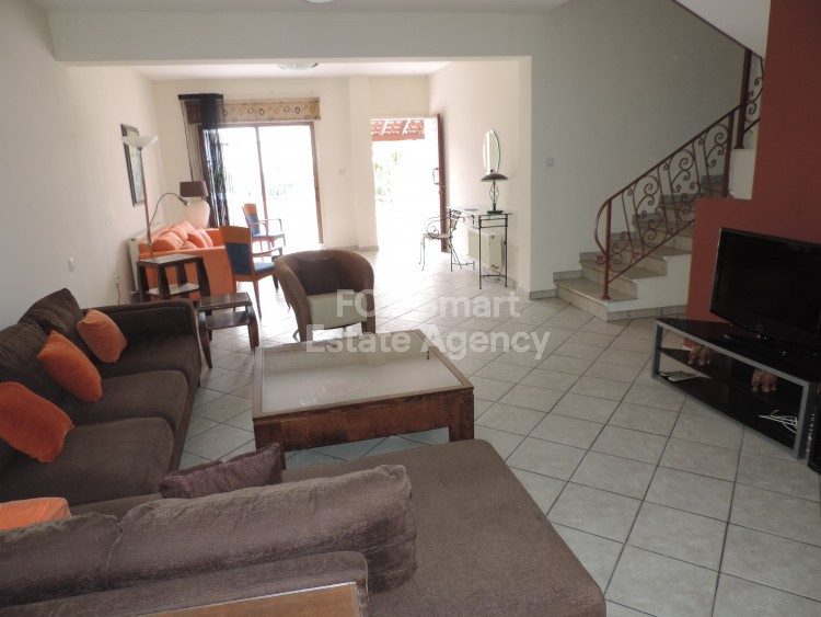 House, For Sale, Nicosia, Strovolos  5 Bedrooms 2 Bathrooms.....
