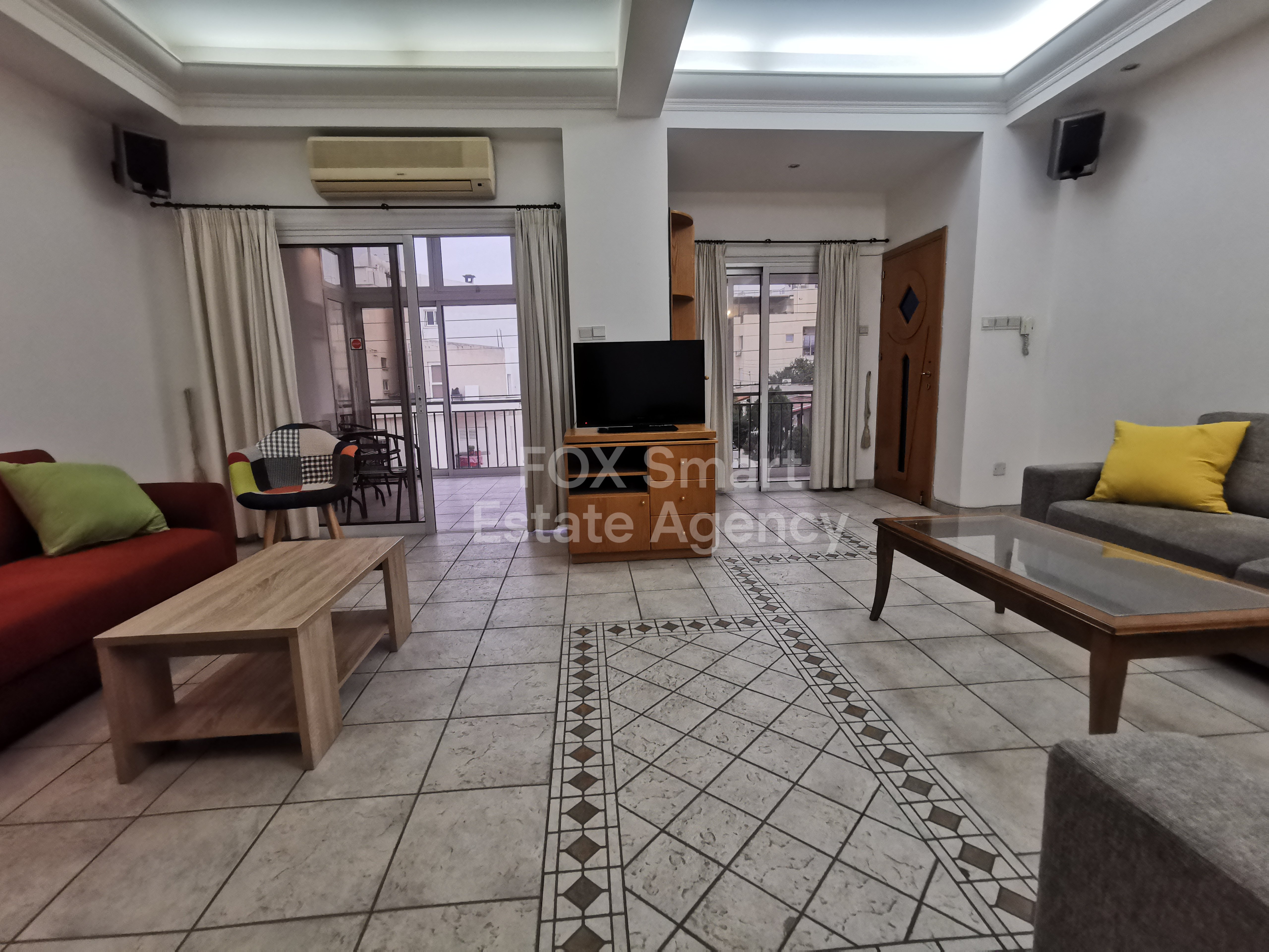 2 bed apartment off Athinon Strovolos