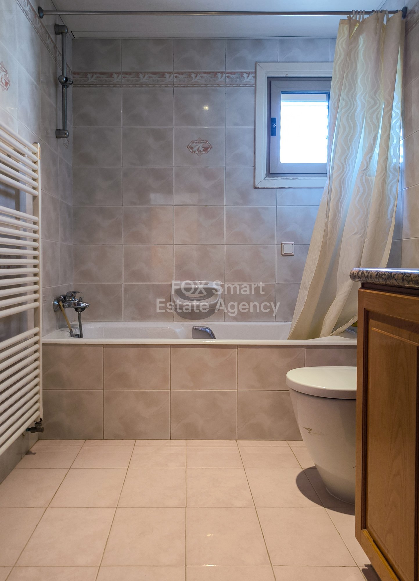 Luxury 5-Bedroom Villa for Rent with Private Pool – Pascal Area of Larnaca, Cyprus