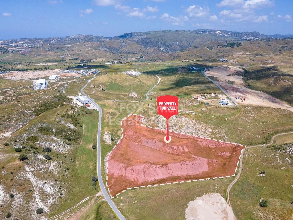 Land in Anarita - view 1