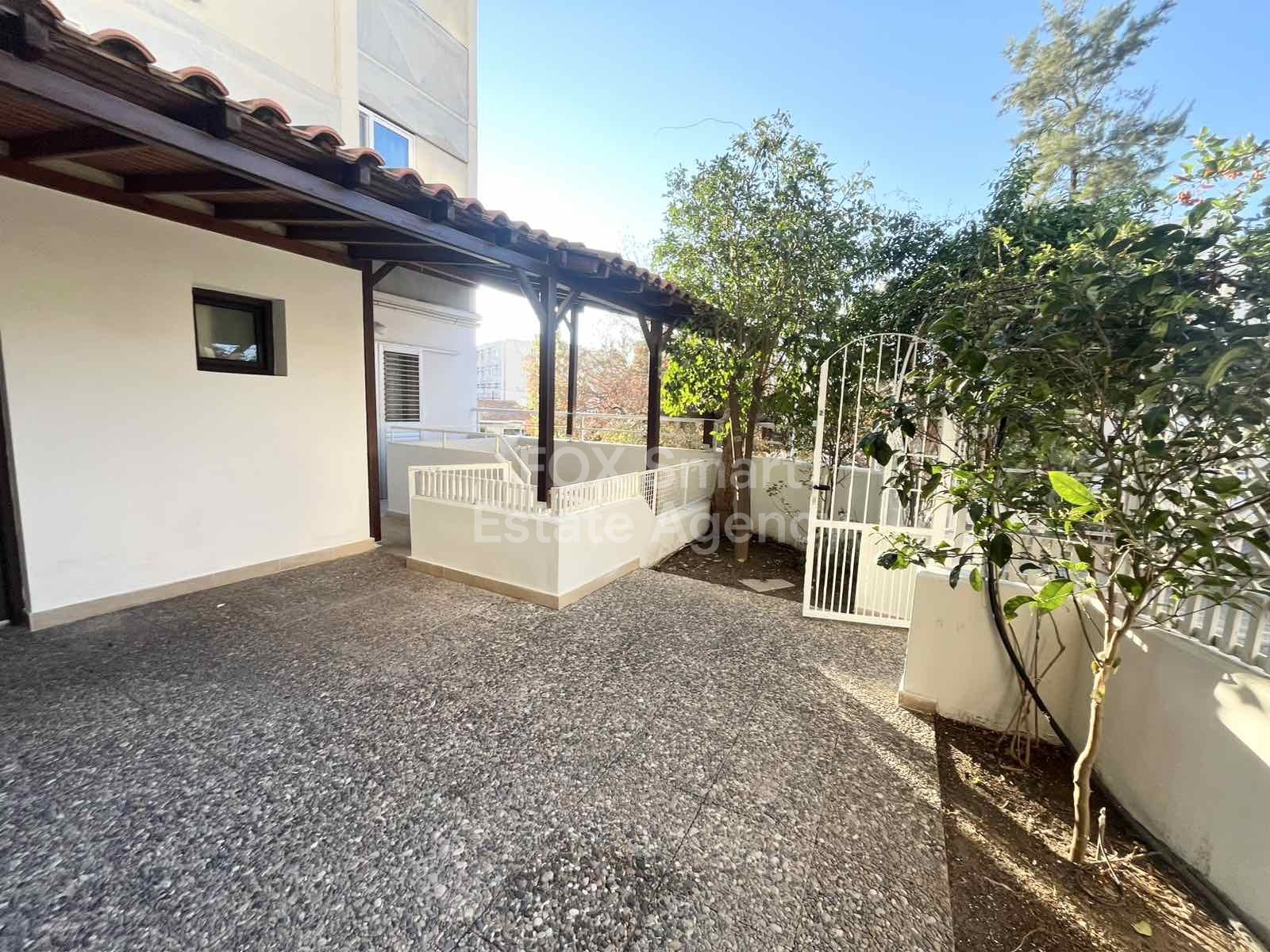 For rent 3 bedroom ground floor apartment in Agioi Omologites, near American School.