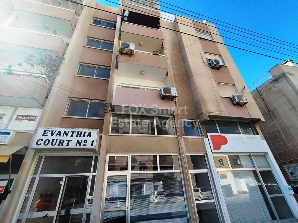 2 Bedroom Apartment For Rent in Larnaca center