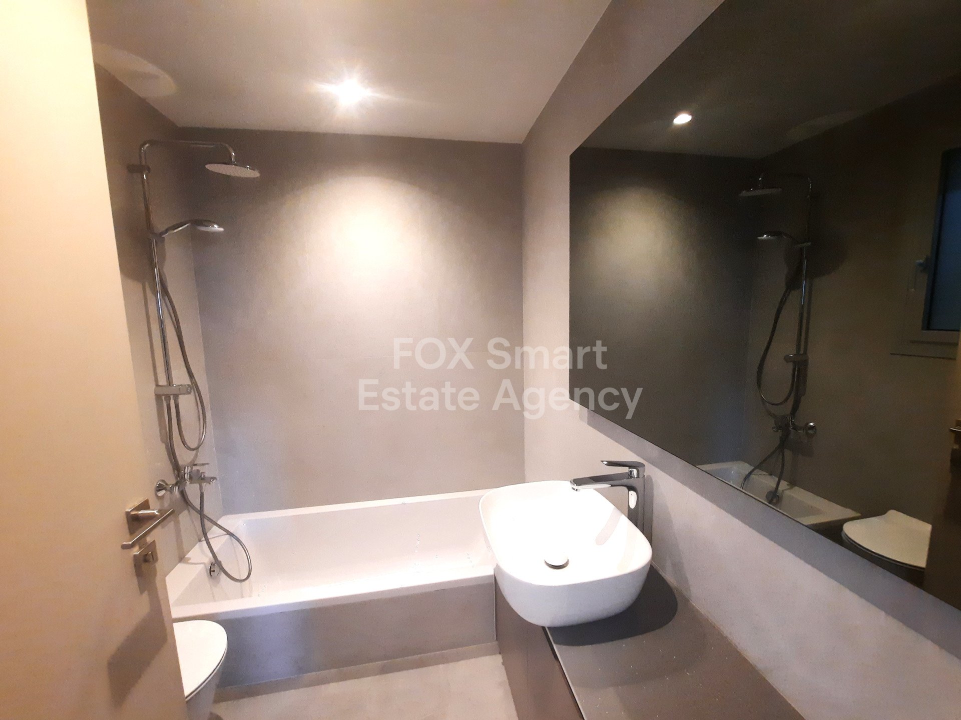 Luxury 4-Bedroom Penthouse | 205 sqm + 95 sqm Verandas | Strovolos, Nicosia