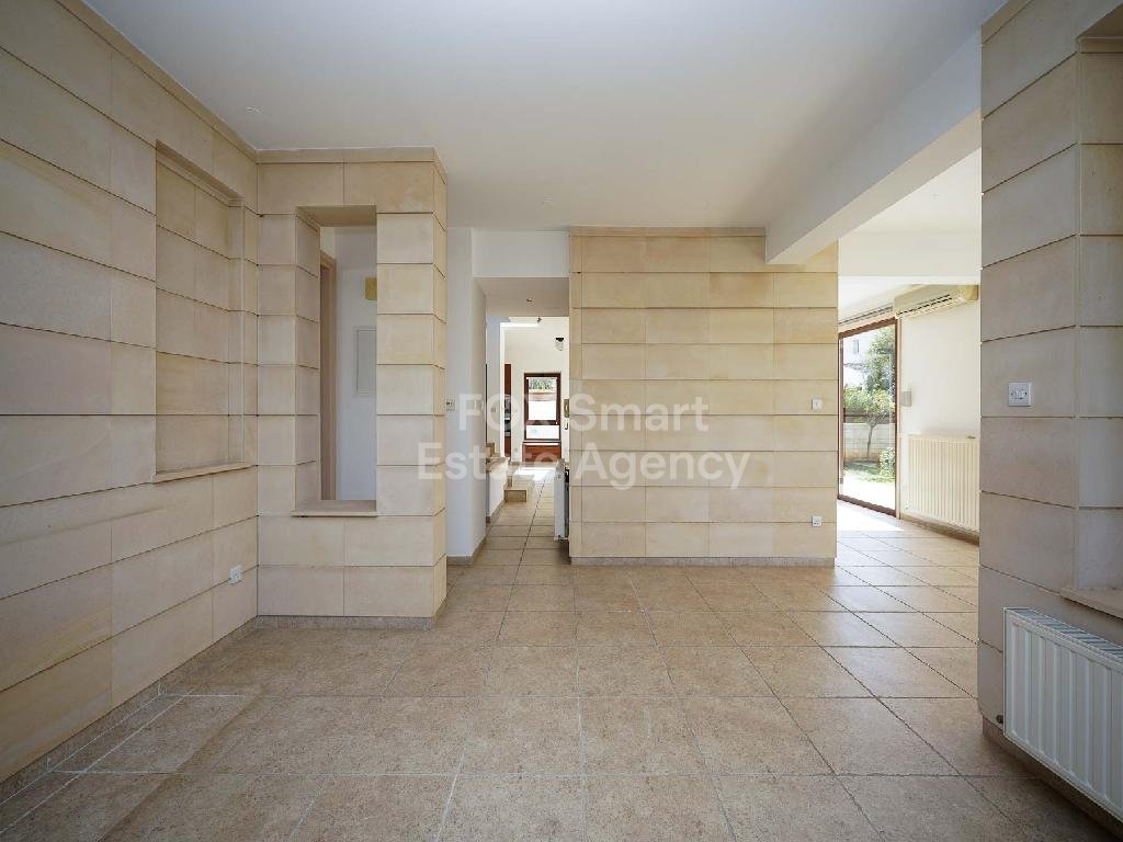 Detached Two-Storey House in Prime Egkomi Location