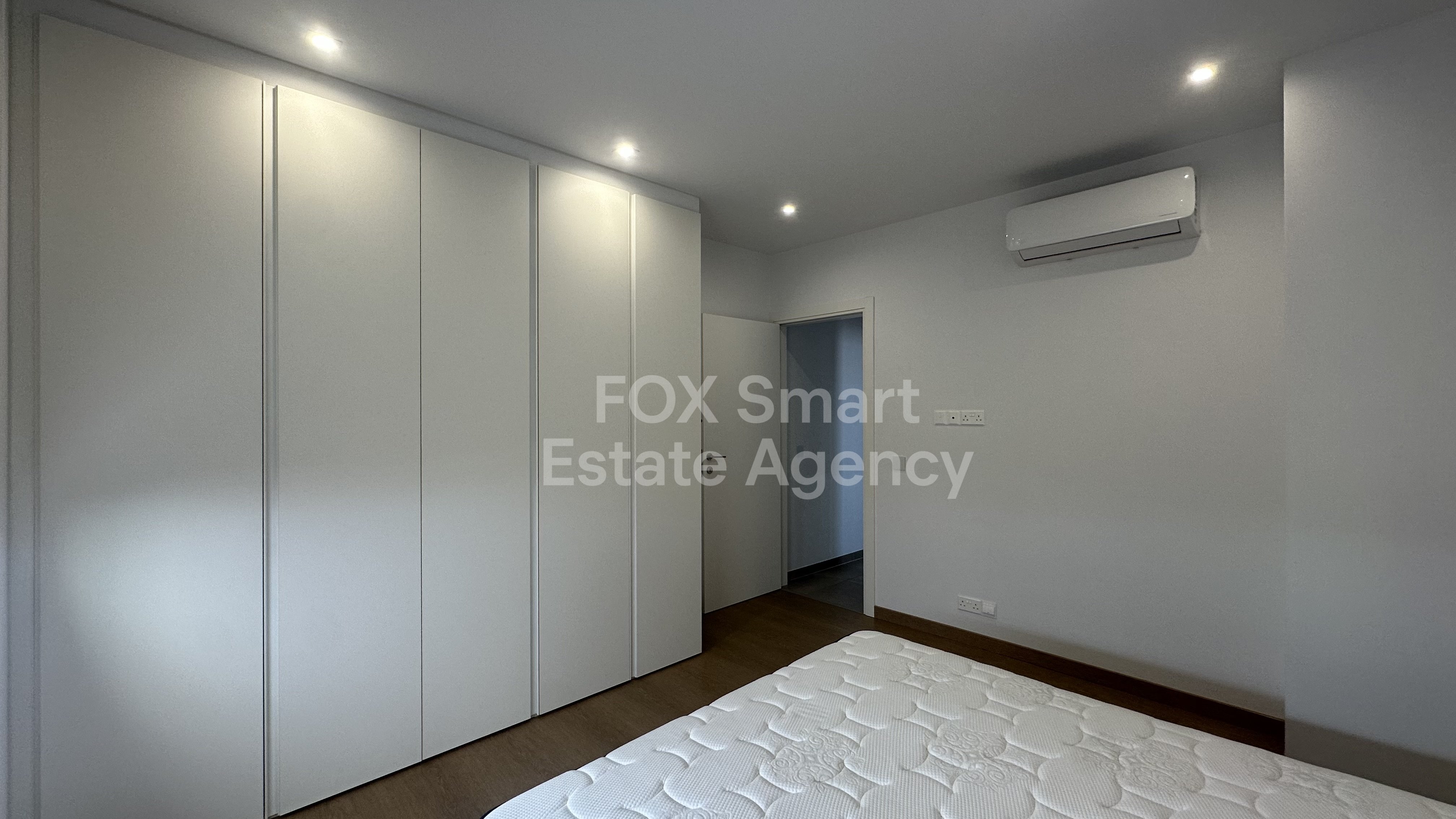 Luxurious Three Bedroom Penthouse Apartment