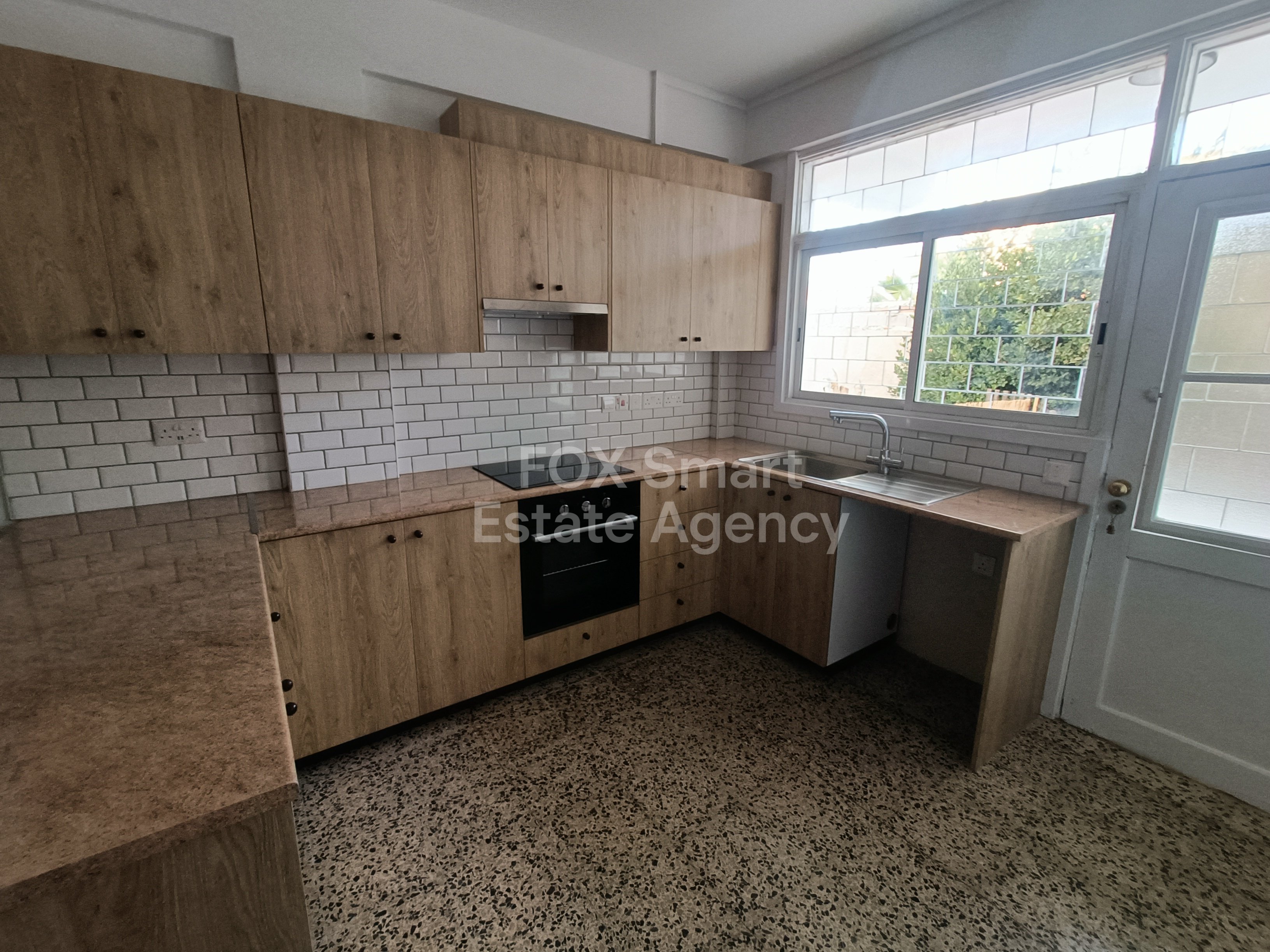 Spacious 3 Bedroom Unfurnished Ground floor House in Agios Dometios