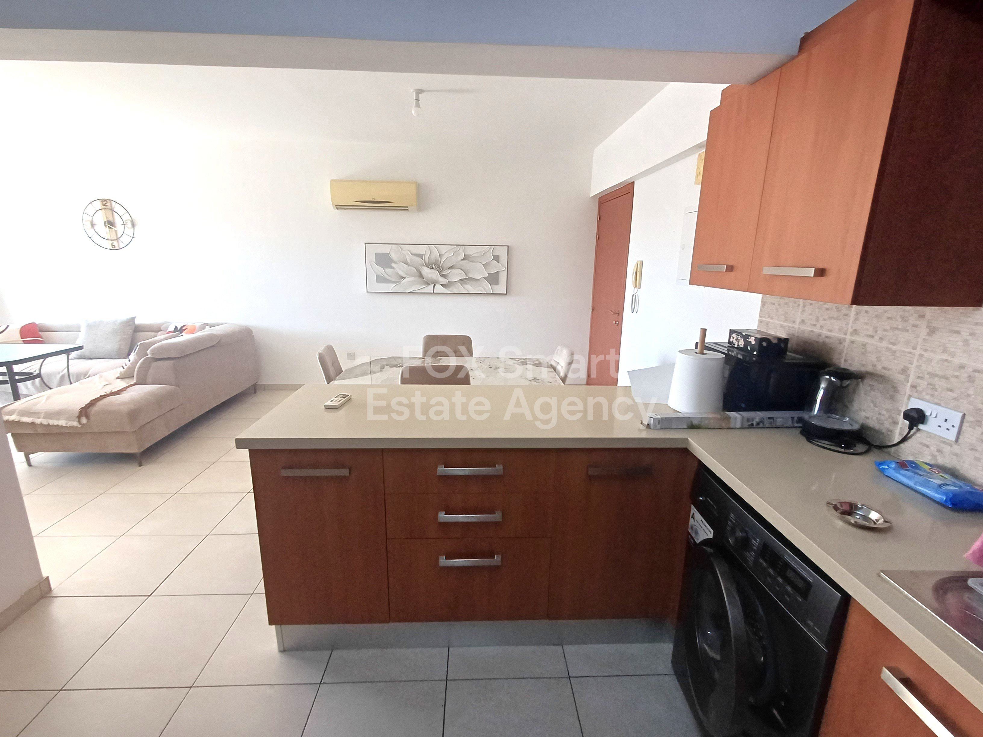 Two bedroom apartment for rent, Mall area.
