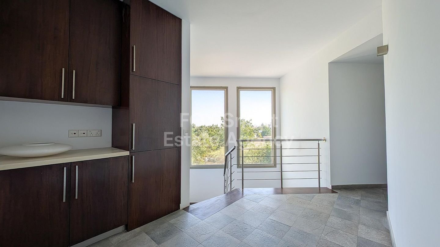 Luxury Two-Storey House in Pano Deftera, Nicosia for sale