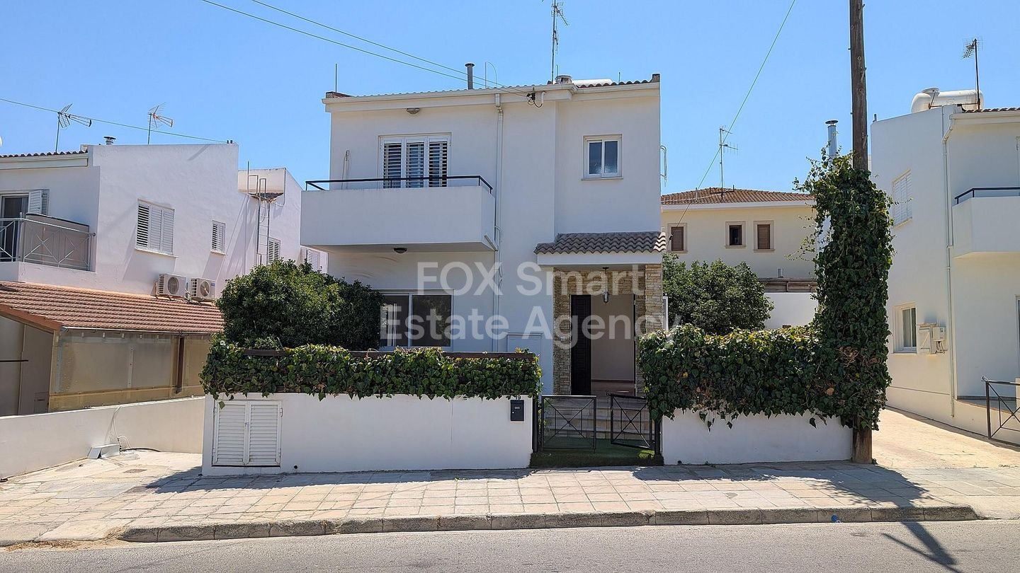 Spacious 4-Bedroom Detached Home with Basement Studio in Engomi
