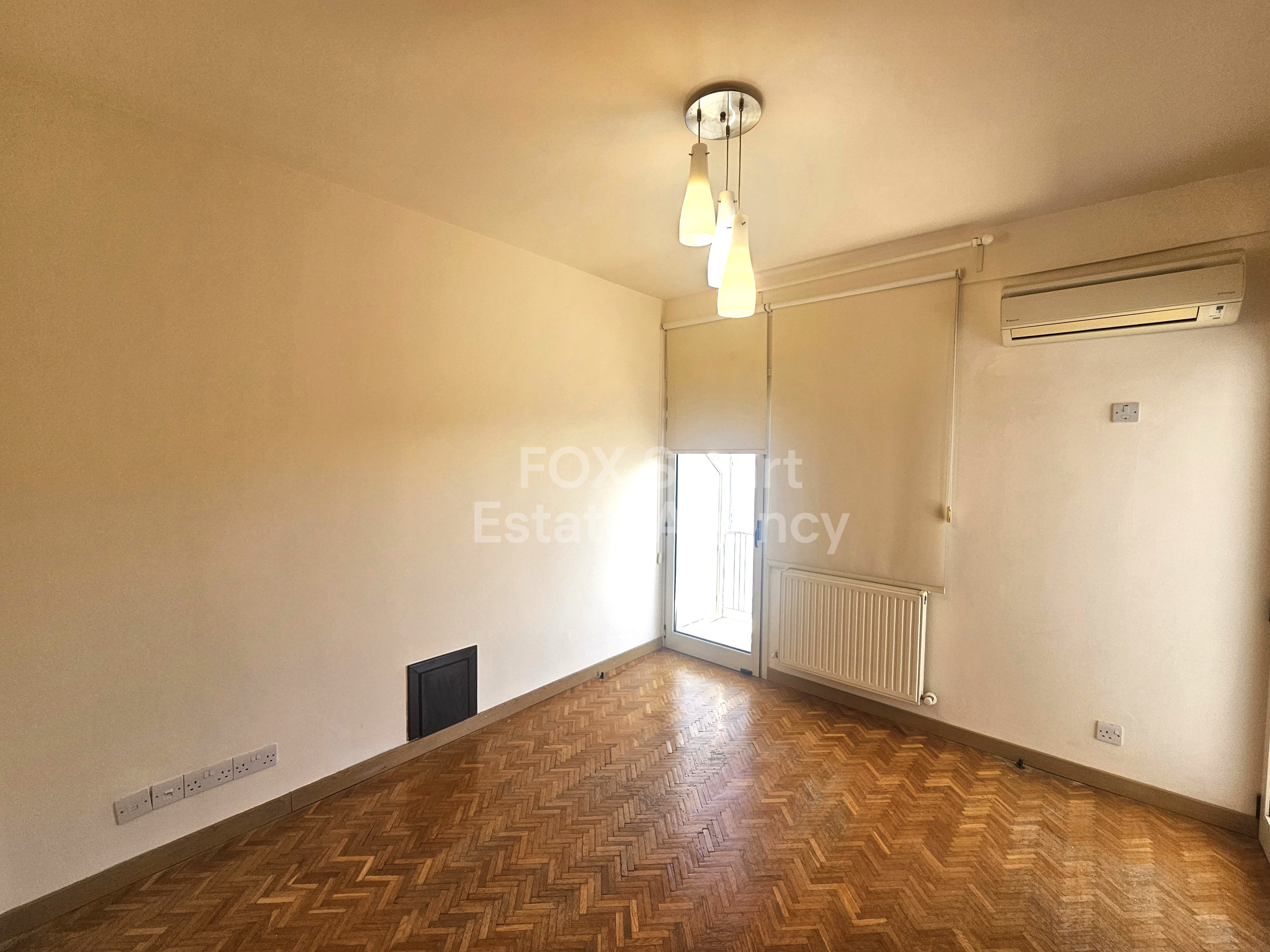 🌇 Elegant Renovated 3-Bedroom Apartment for Rent in Lykavitos, Nicosia Centre (Near Lykavitos Primary School)