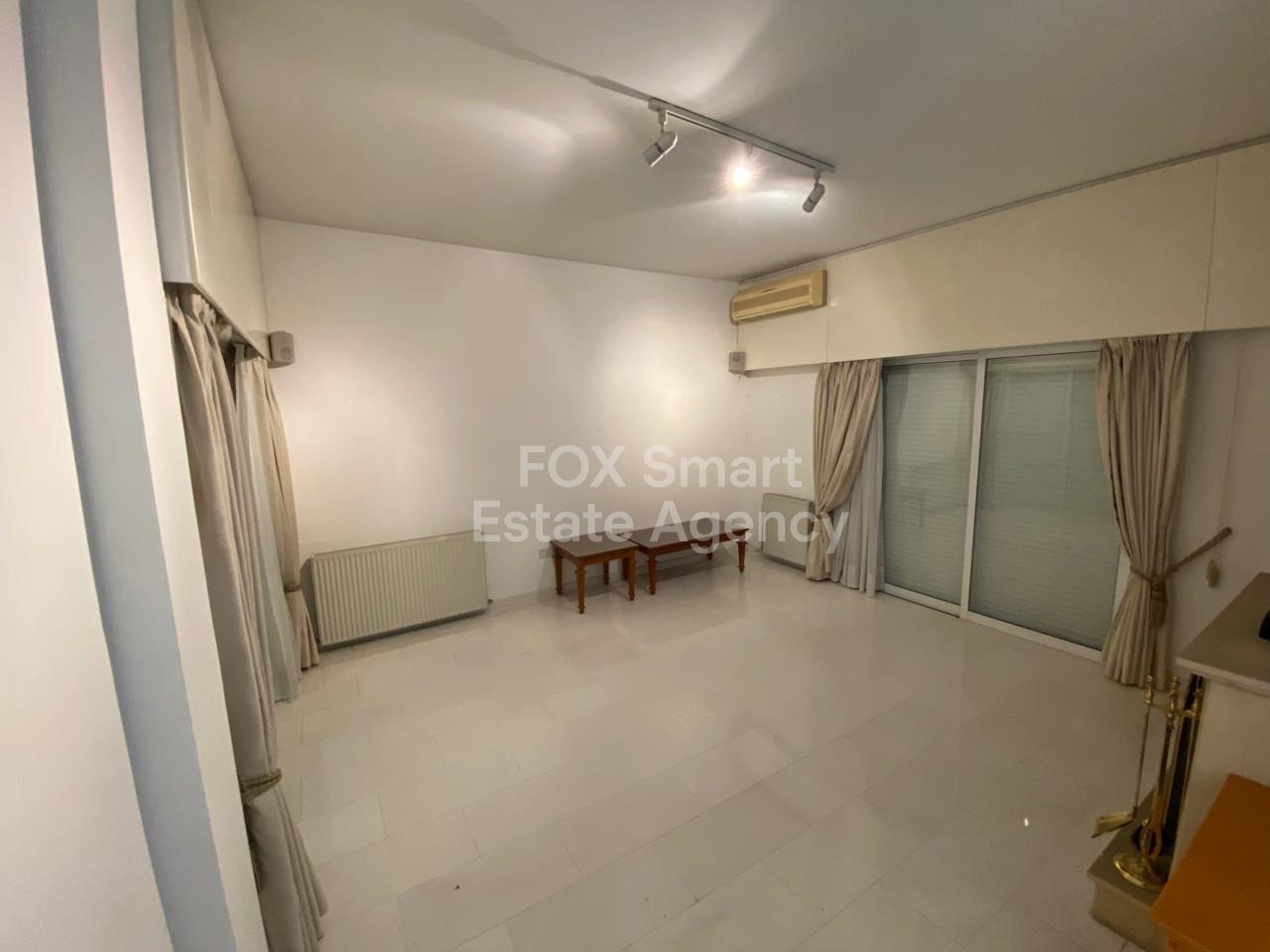 House in Agios Nektarios - Image 4