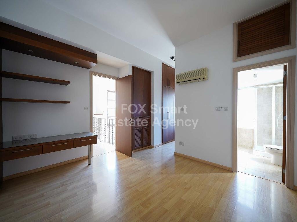 Detached Two-Storey House in Prime Egkomi Location