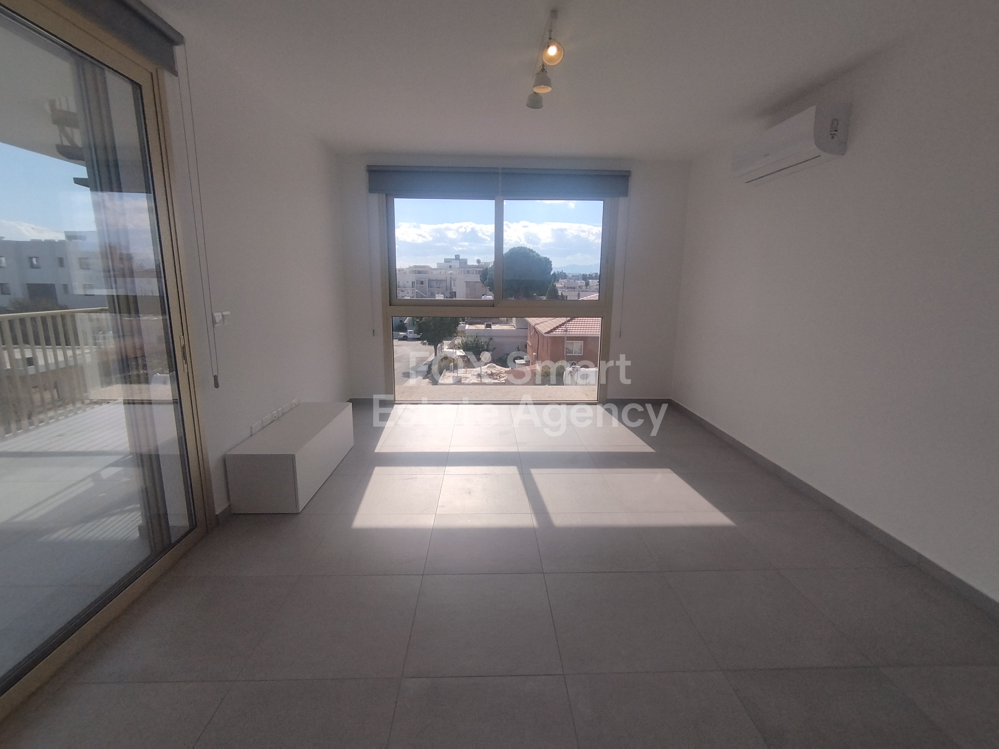 New & stylish 2-Bedroom Apartment with Roof Garden in Prime Egkomi