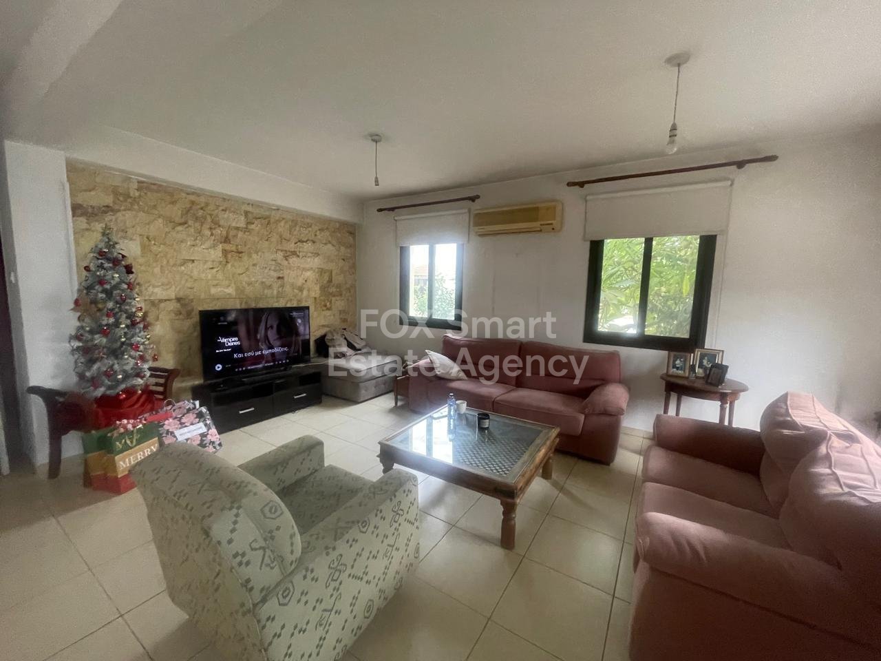 Spacious 4-Bedroom Home in Vergina – Quiet Residential Area