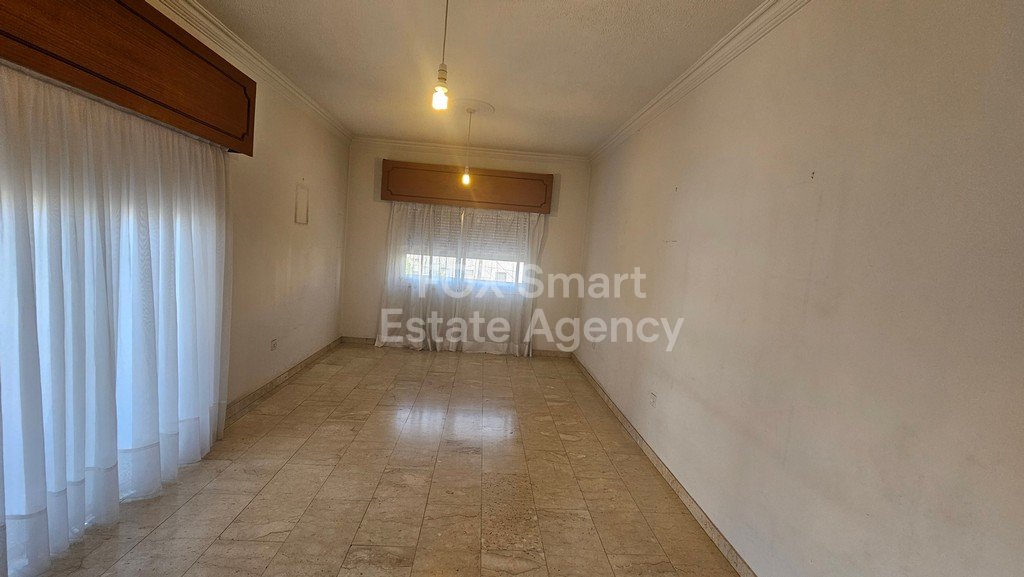 For Sale 3 Bedrooms  Apartment in Strovolos.