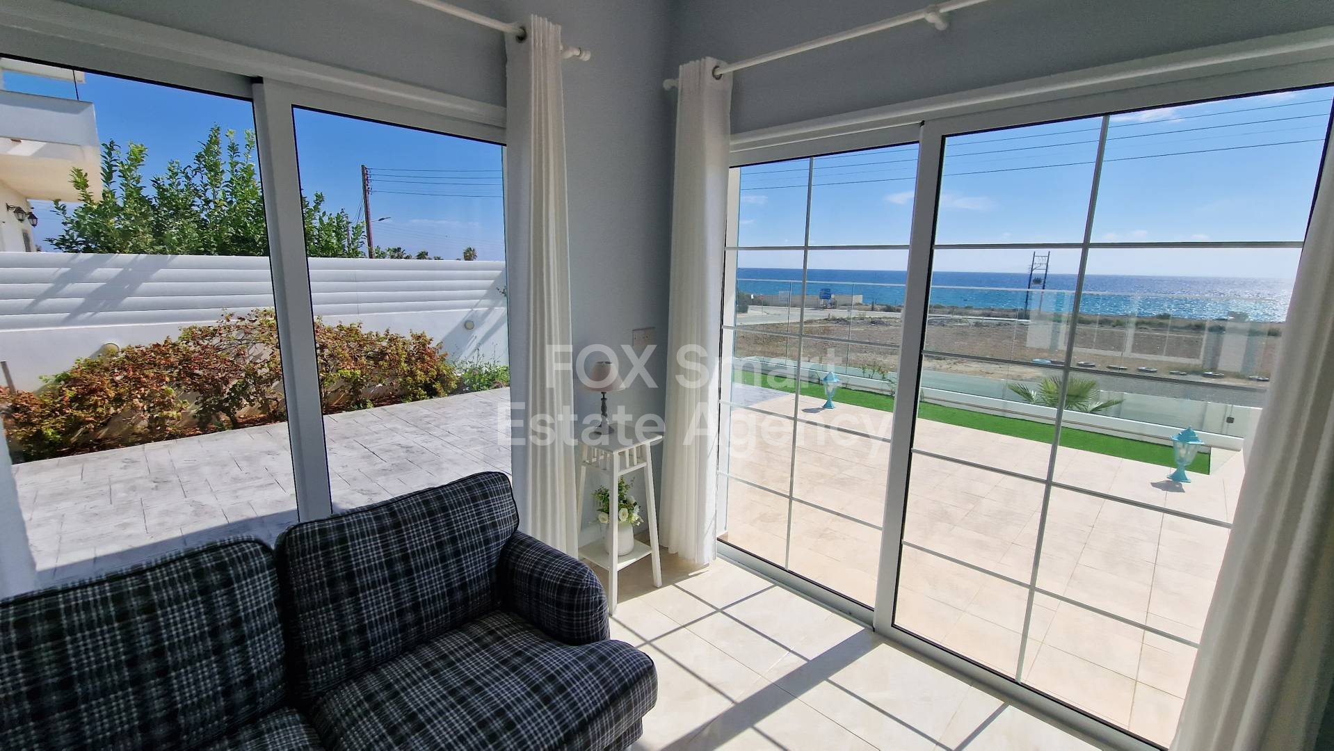 House in Agios Theodoros - Image 4