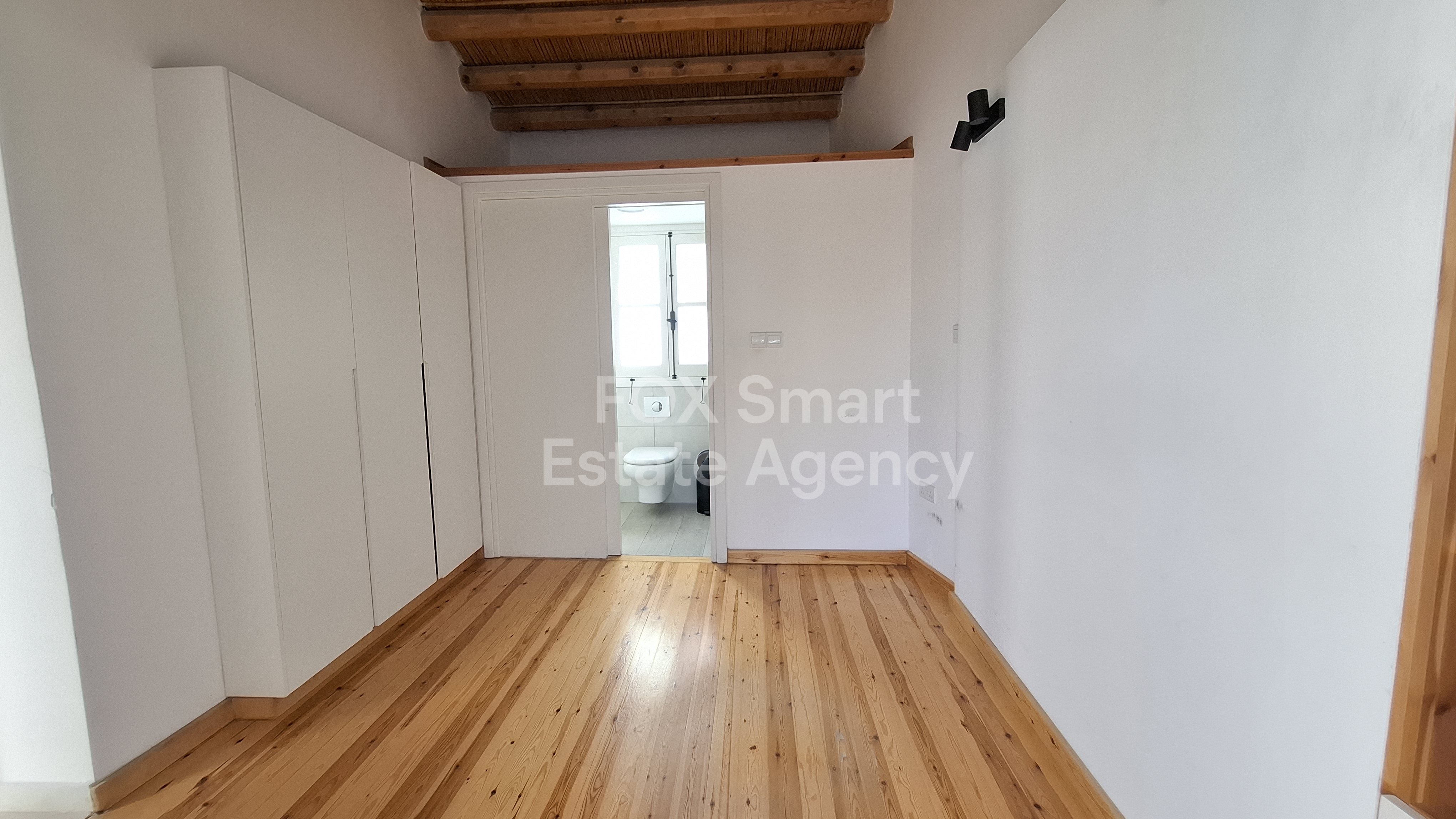 Superb and fully renovated house in Old Egkomi