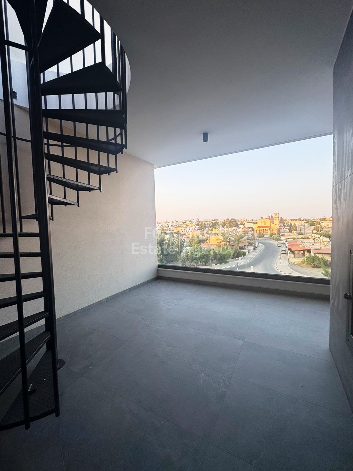 2 Bedroom Ready to Move In, with Roof Garden, Apartment For Sale in Larnaca, Salamina stadium area