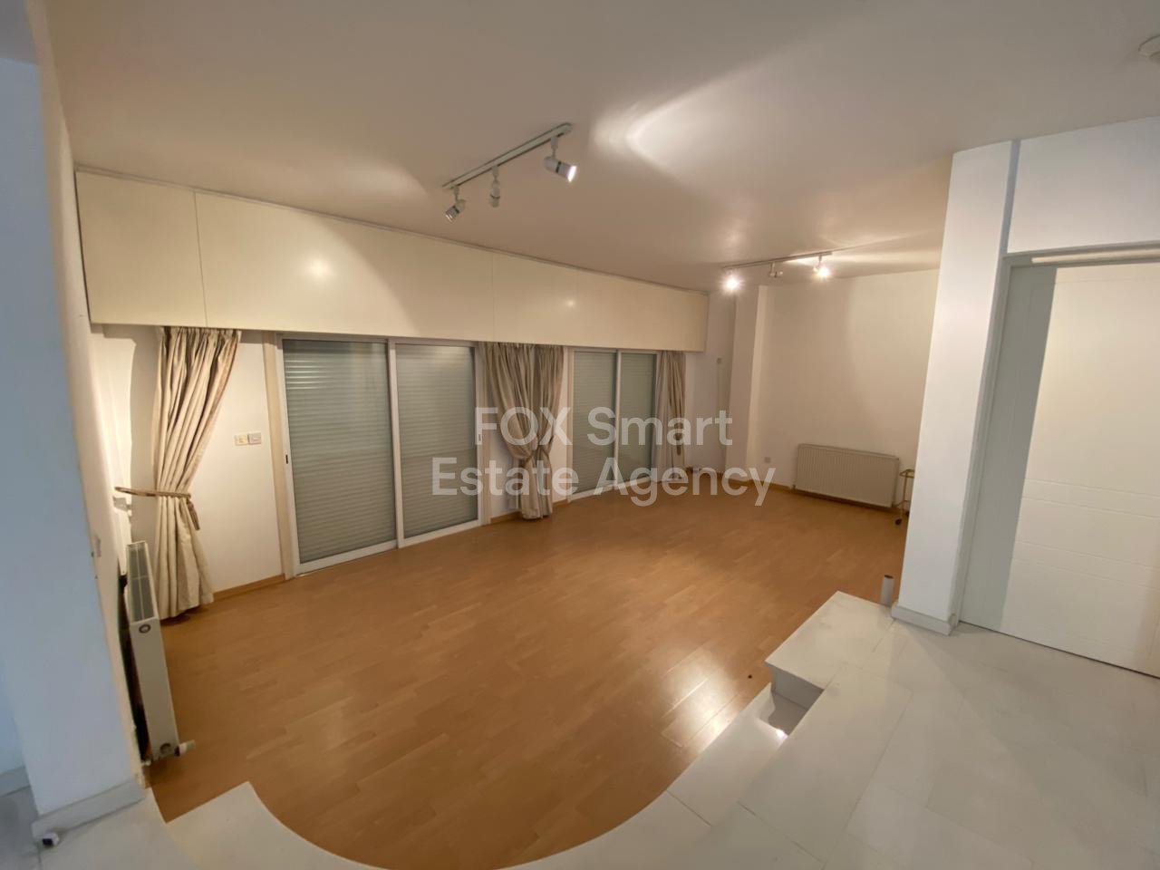 House in Agios Nektarios - Image 3