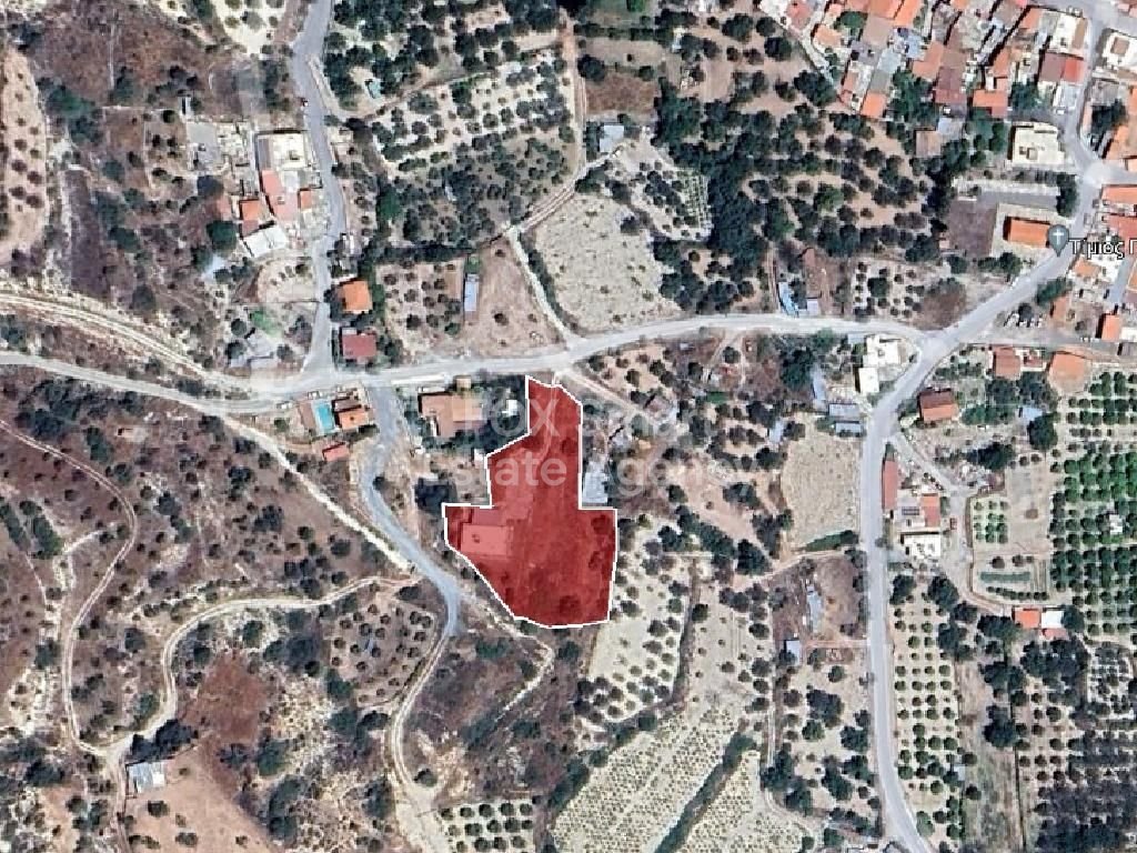 Land in Limnatis - Image 4