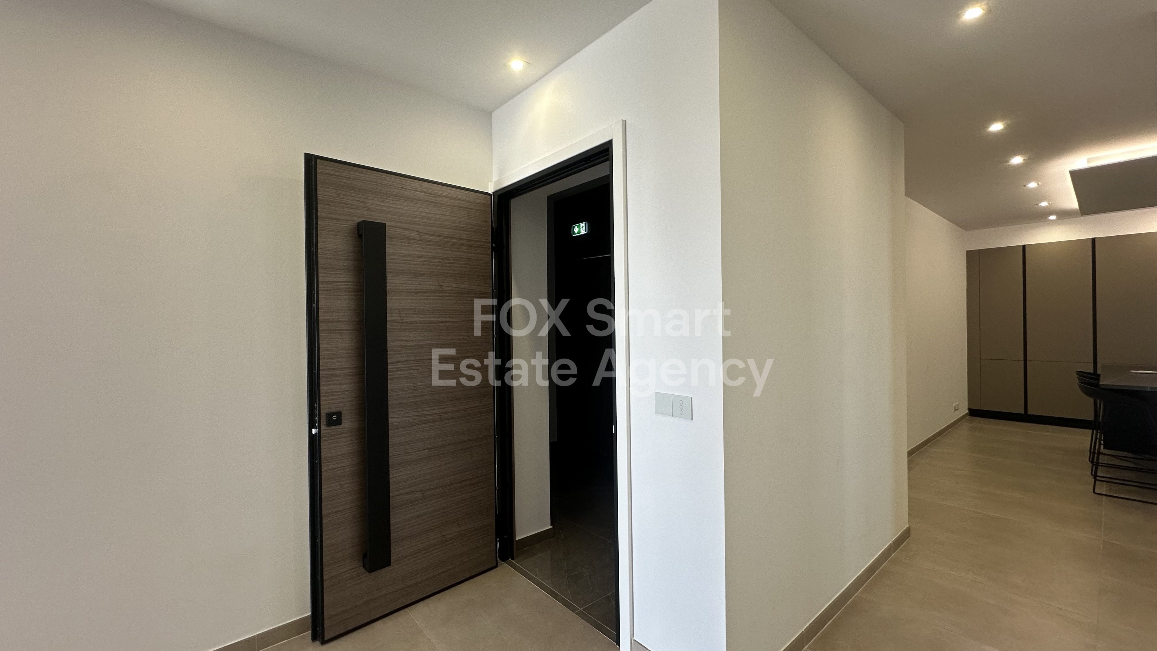 Luxurious Three Bedroom Penthouse Apartment