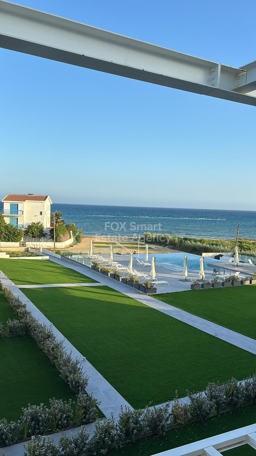 Apartment in Perivolia - Image 2