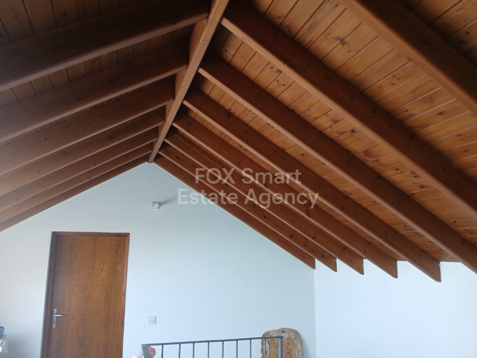 Beautiful traditional style house in a peaceful neighborhood