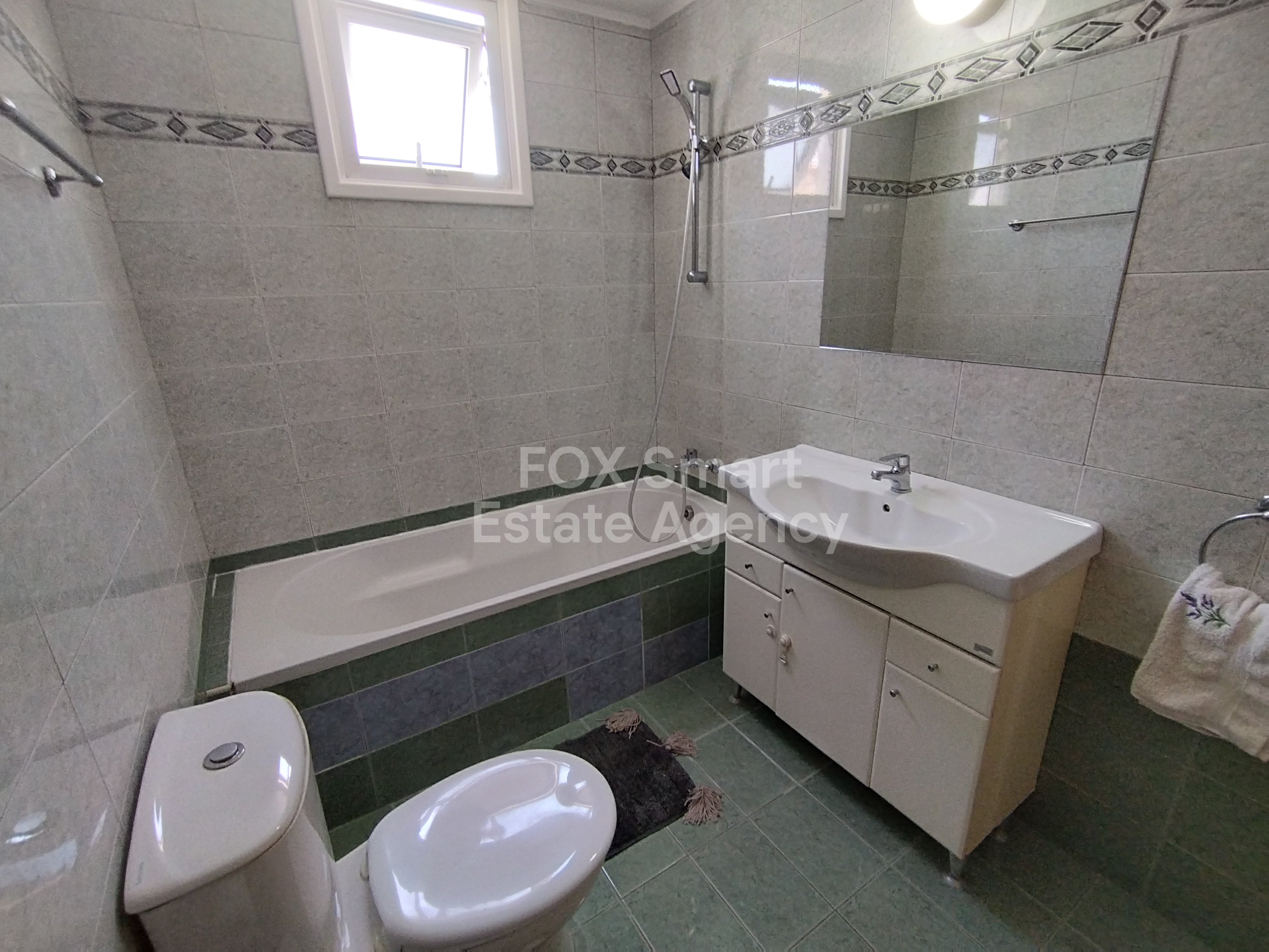 Beautiful Spacious Two-Bedroom Apartment in Strovolos