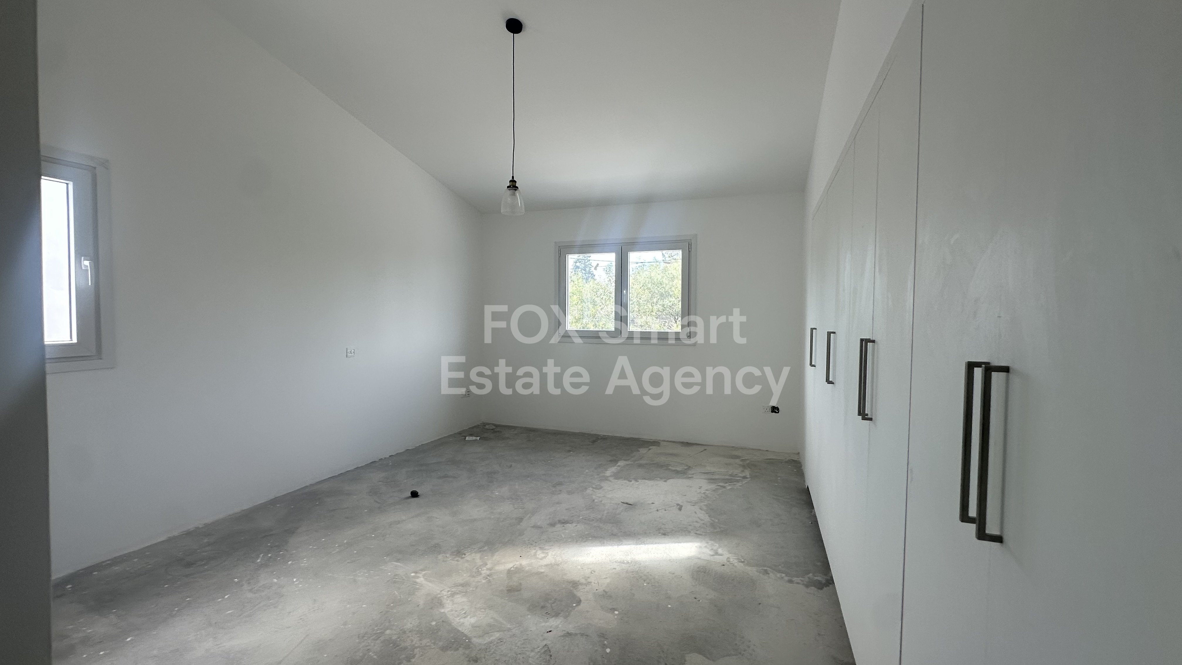 Three Bedroom Detached House For Sale in Makedonitissa