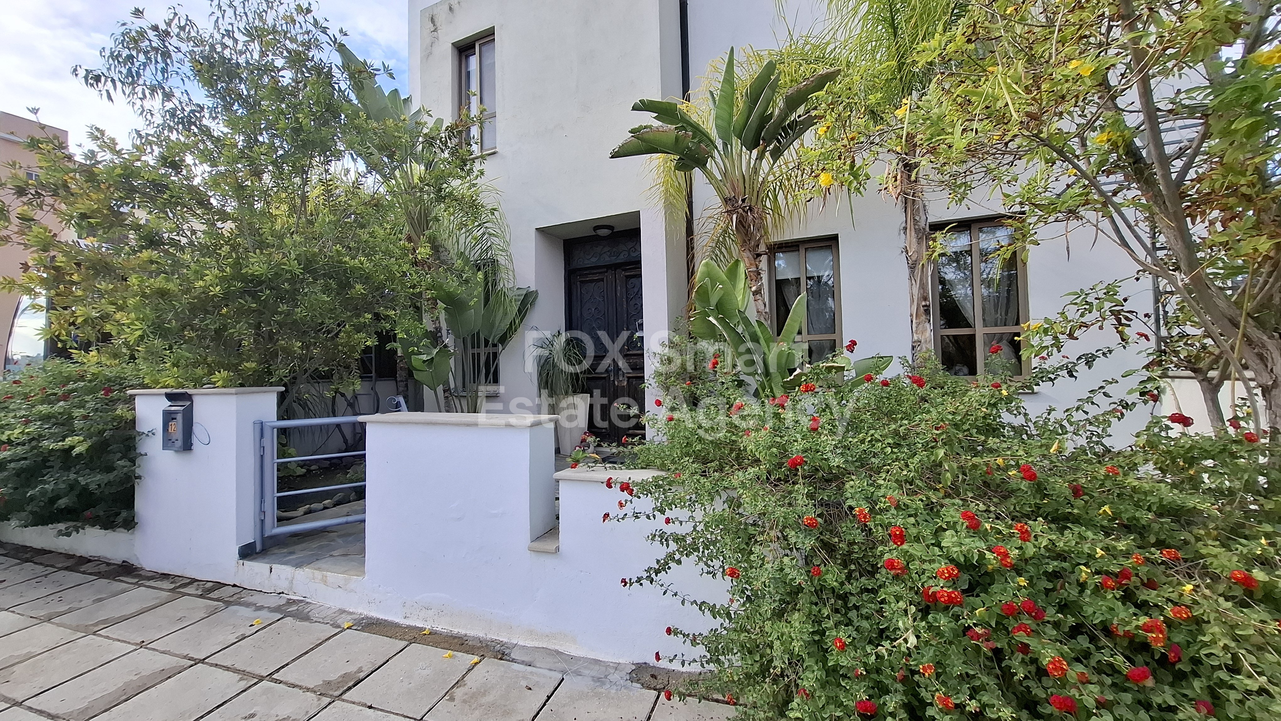 Beautiful traditional style house in a peaceful neighborhood