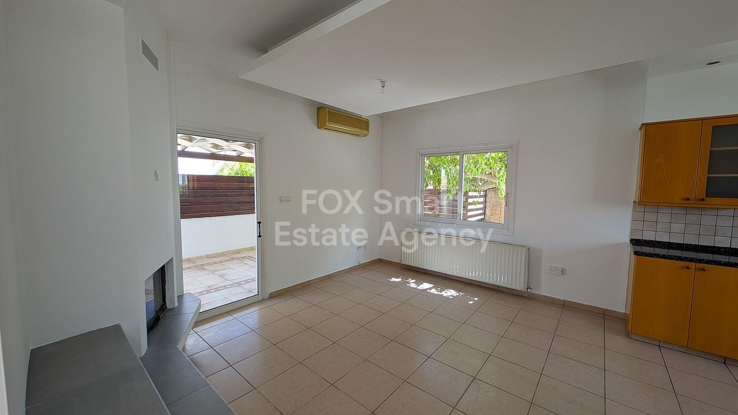 Spacious 4-Bedroom Detached Home with Basement Studio in Engomi