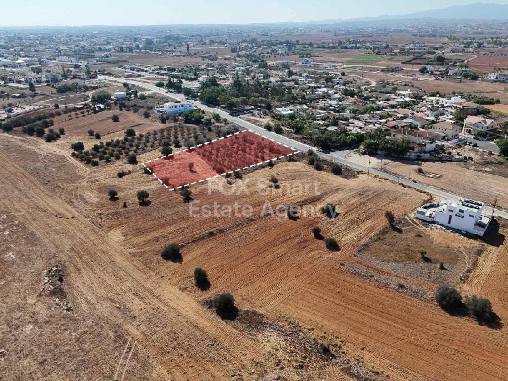Land in Kokkinotrimithia - view 1