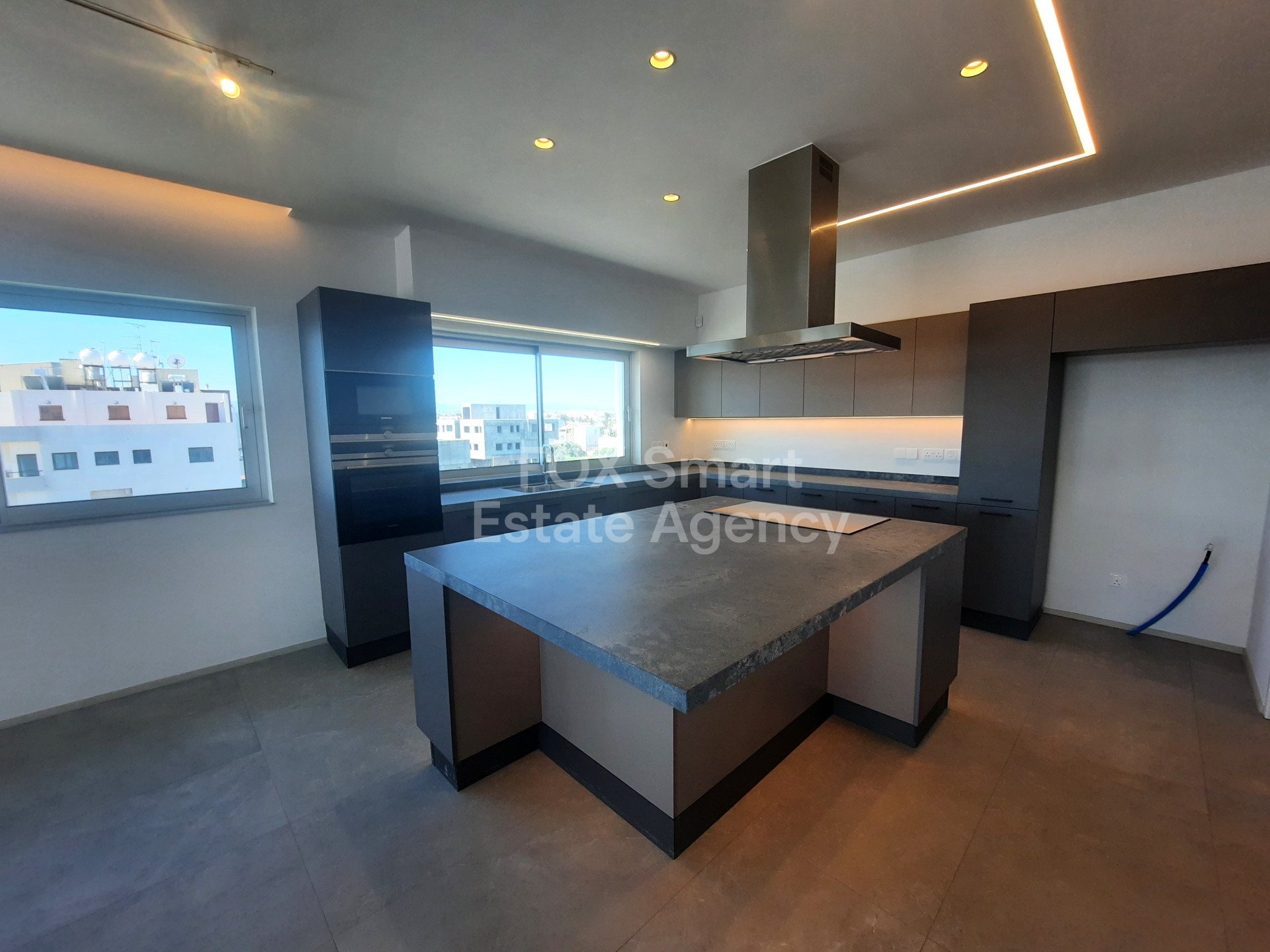 Luxury 4-Bedroom Penthouse | 205 sqm + 95 sqm Verandas | Strovolos, Nicosia