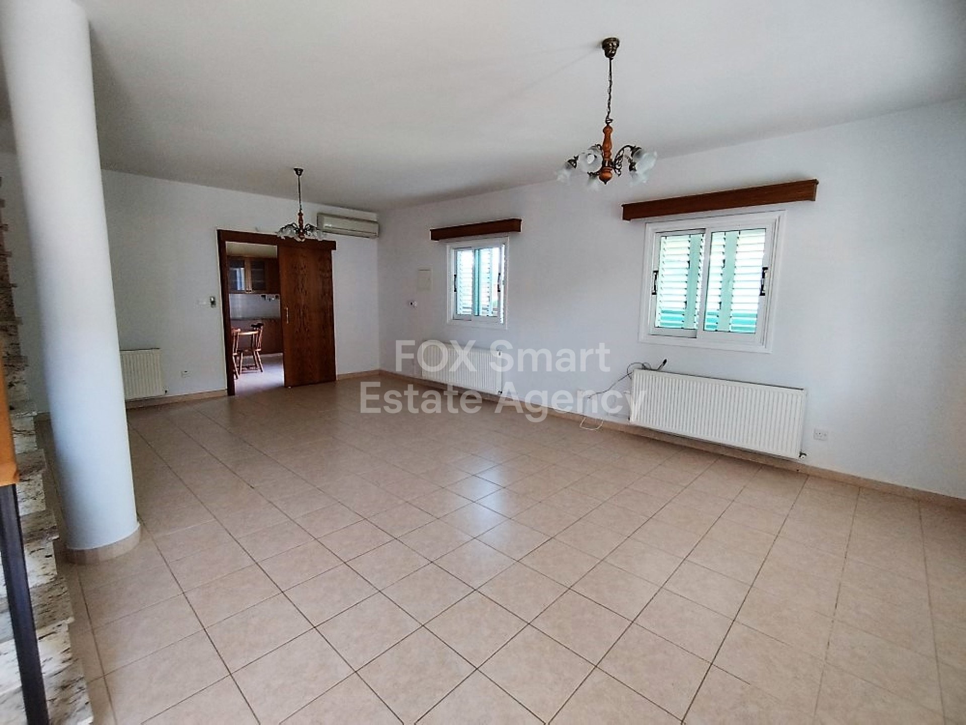 Beautiful 3-Bedroom House for Rent in Excellent Condition in Lakatamia