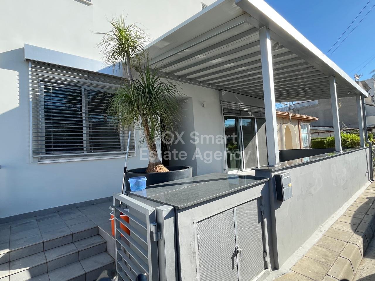 3 Bedroom Plus Office Ground Floor House for Rent in Agios Dometios