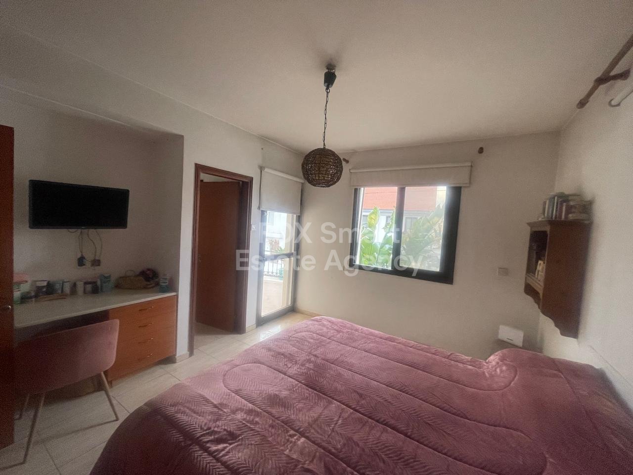 Spacious 4-Bedroom Home in Vergina – Quiet Residential Area