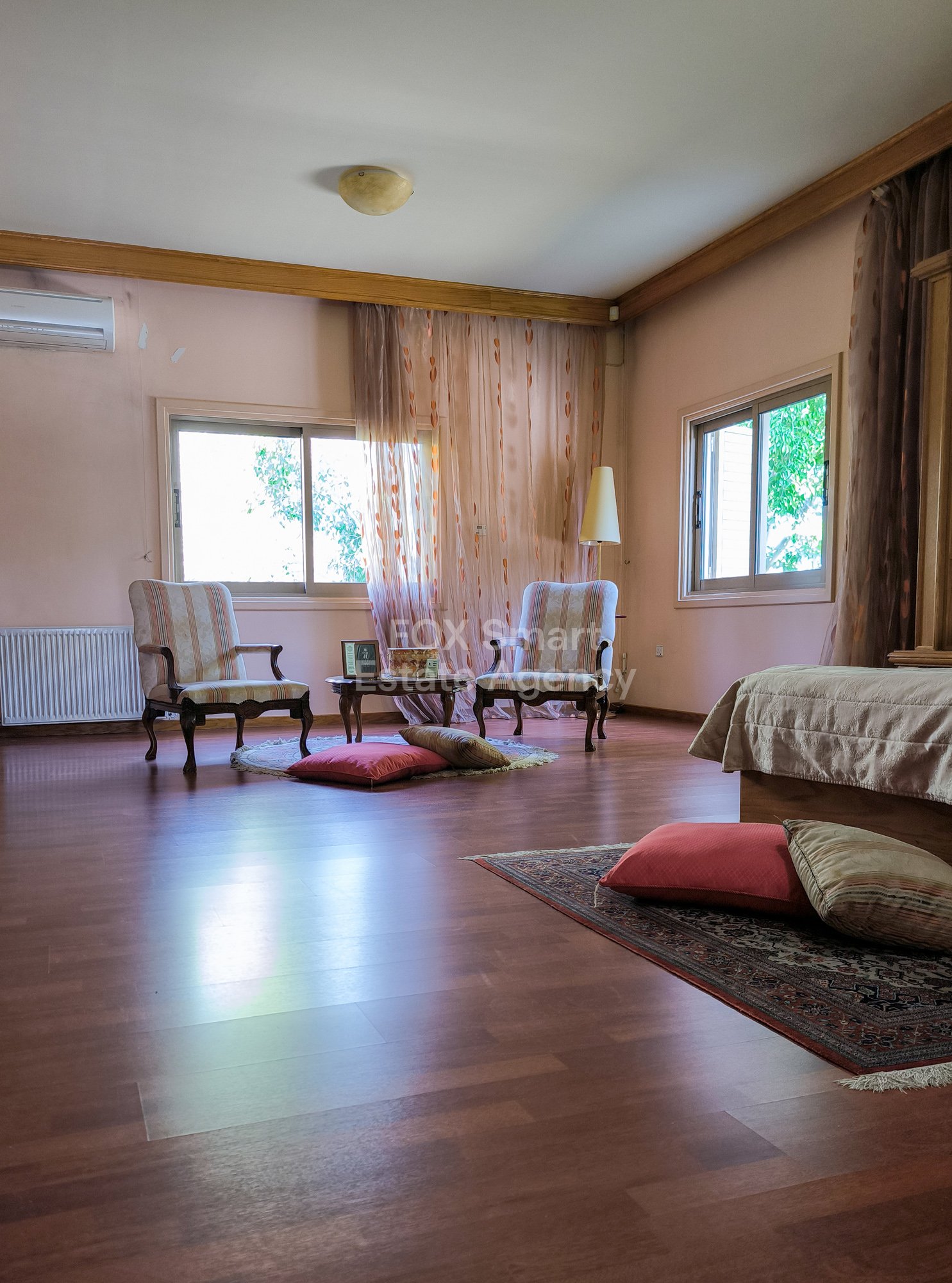 Luxury 5-Bedroom Villa for Rent with Private Pool – Pascal Area of Larnaca, Cyprus