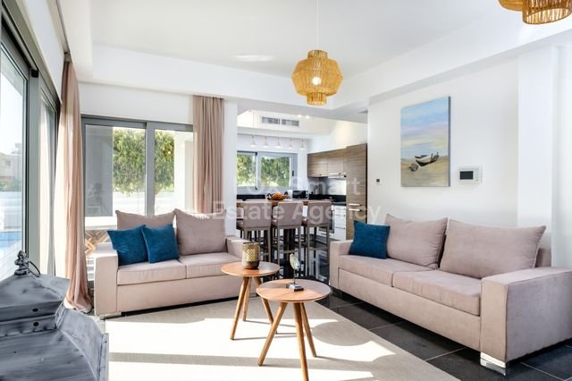 Three bedroom house for rent, Pervolia.