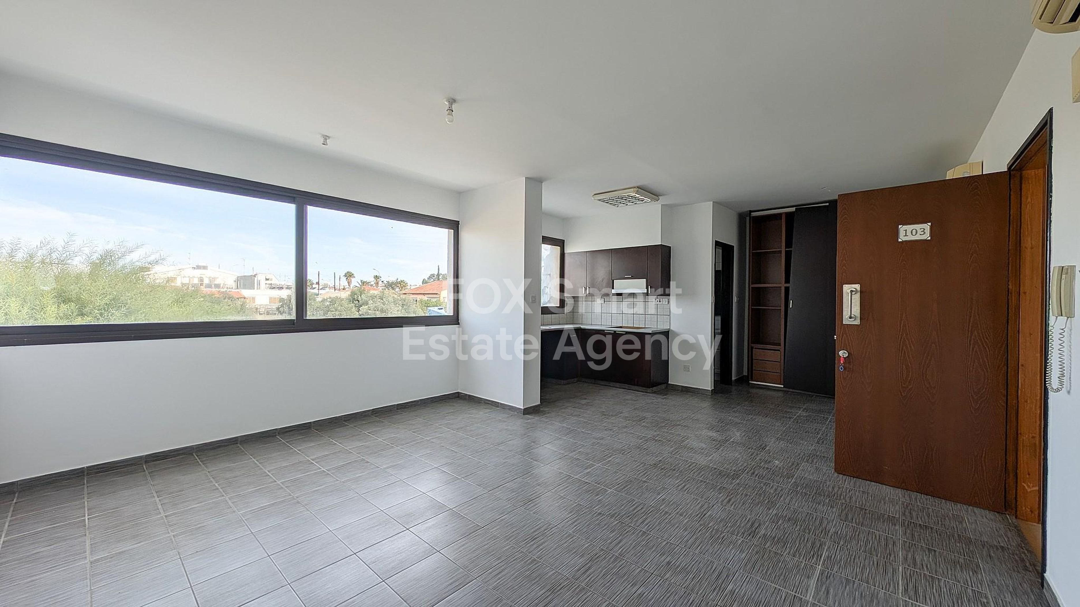 Apartment in Tseri - view 1