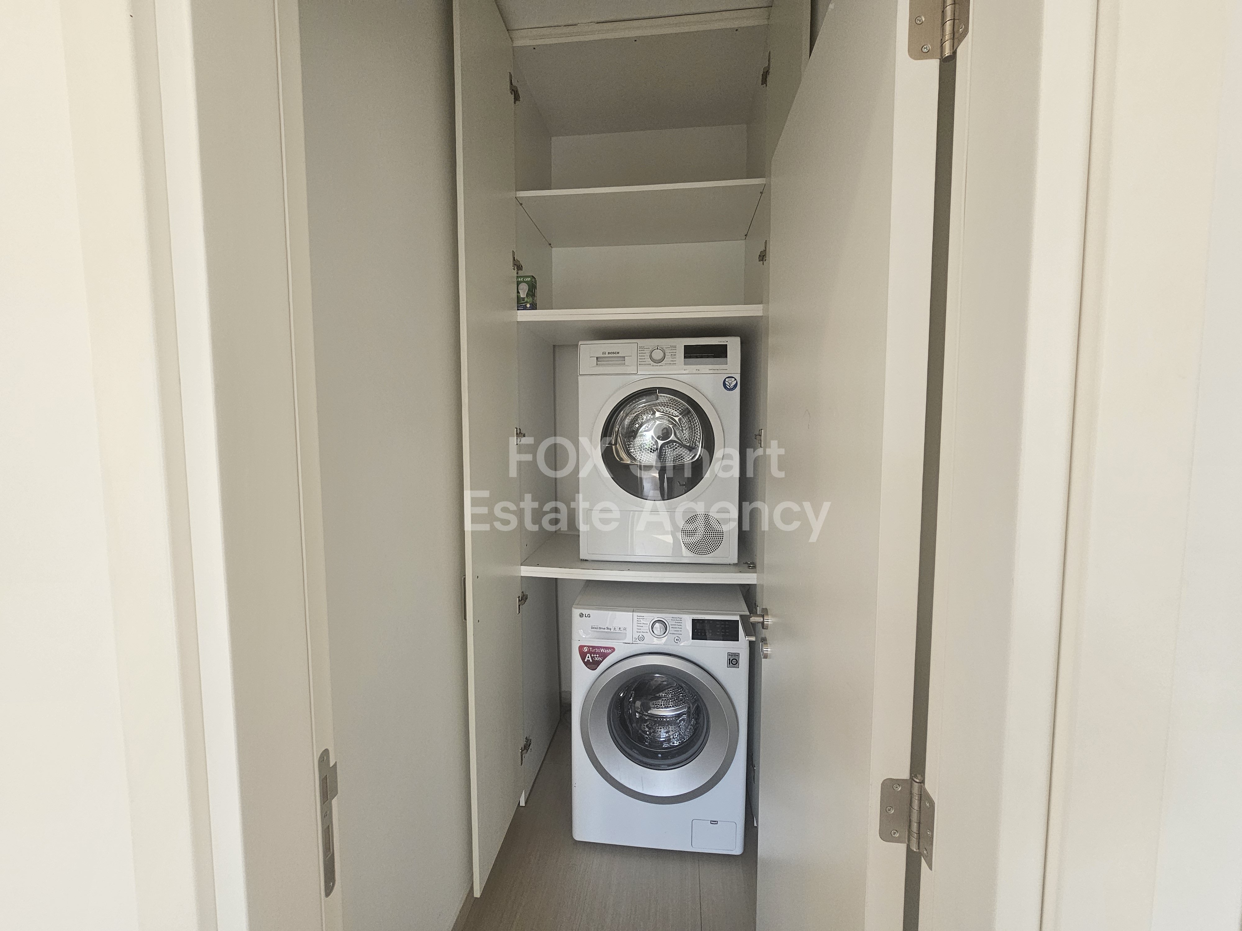 Luxury 3-Bedroom Apartment in Strovolos (Near Strovolos Municipal Theatre & Pedieos Linear Park), Nicosia