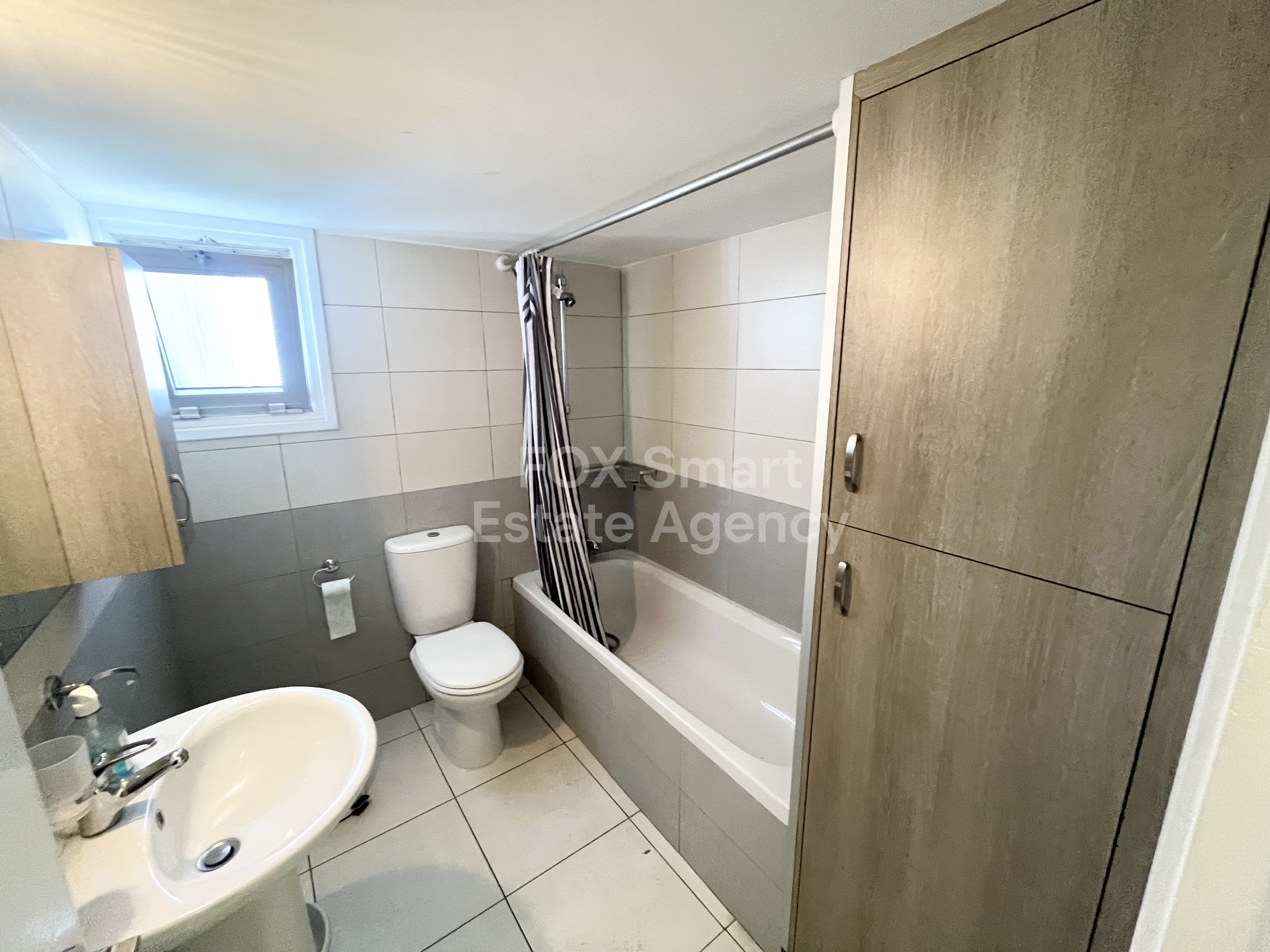 For rent 3 bedroom plus an office room  apartment in Makedonitissa, Nicosia.