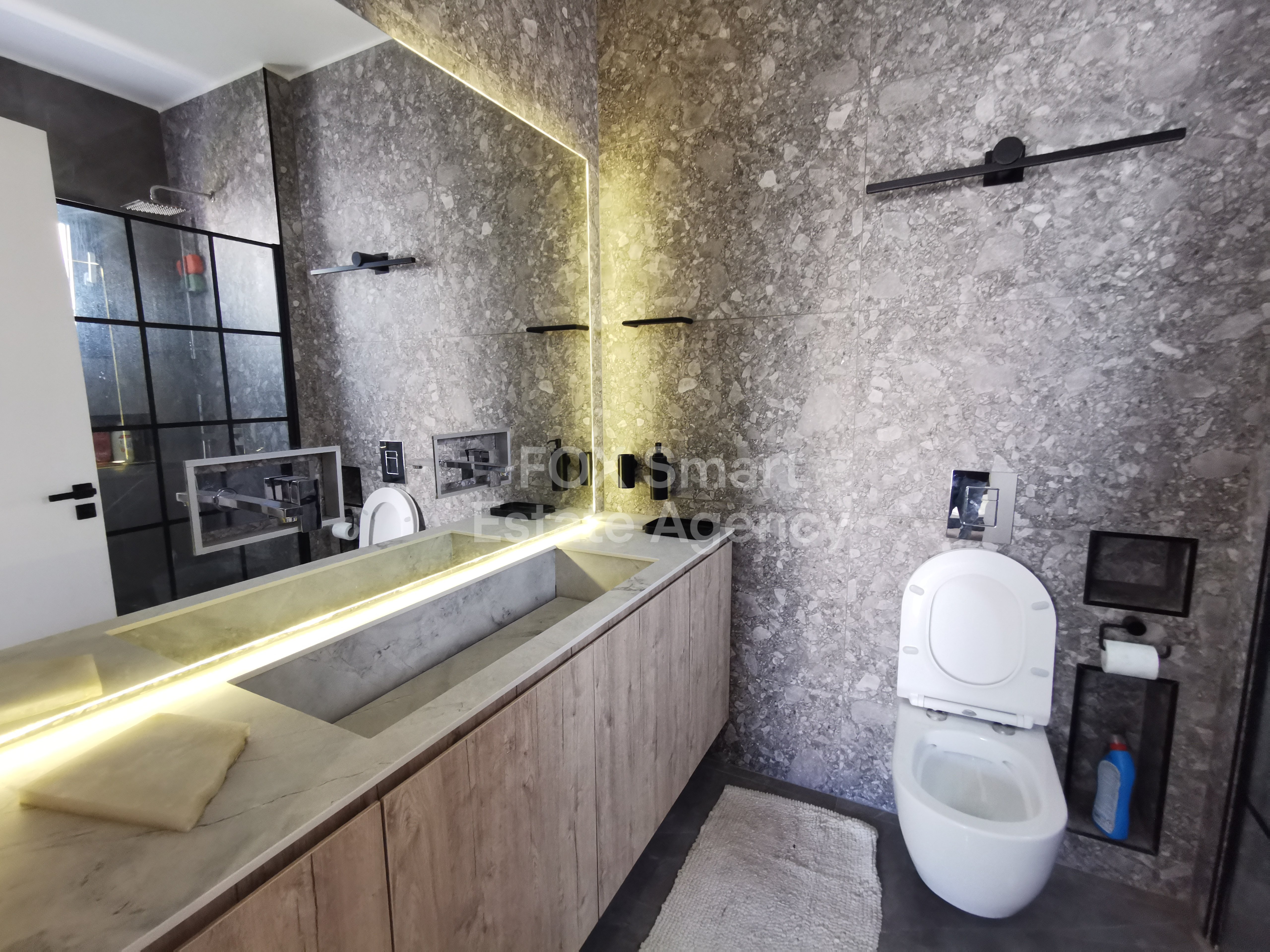 FOR SALE – Modern 3-Bedroom Whole-Floor Apartment | Engomi – Agios Dometios Border