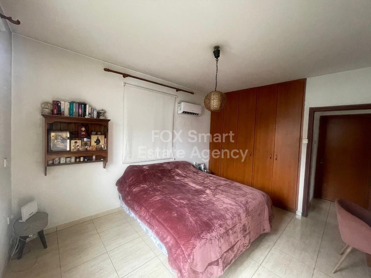 Spacious 4-Bedroom Home in Vergina – Quiet Residential Area