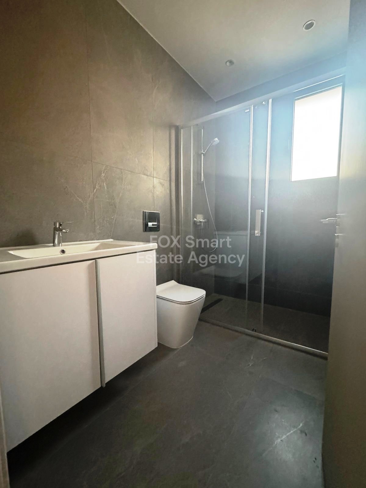 2 Bedroom Ready to Move In, with Roof Garden, Apartment For Sale in Larnaca, Salamina stadium area