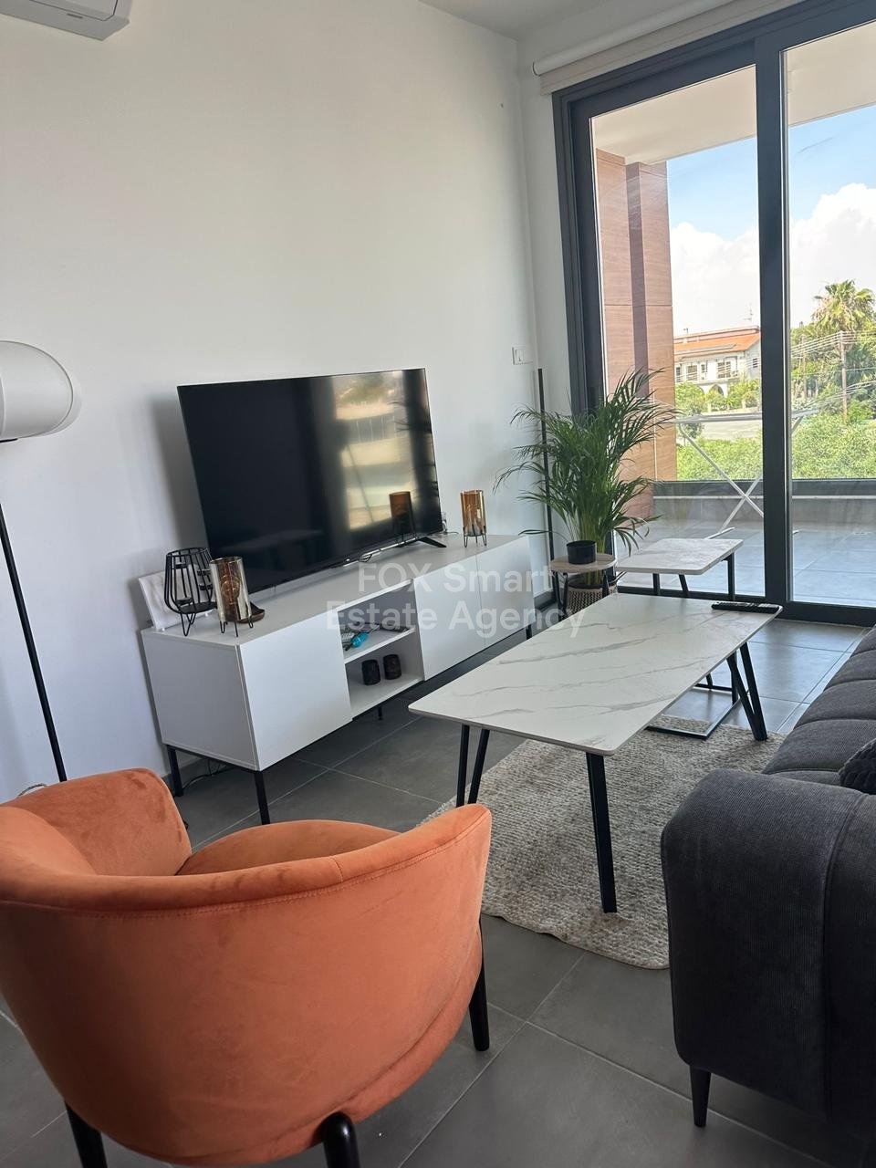 Modern 2-Bedroom Apartment for Rent in Livadia