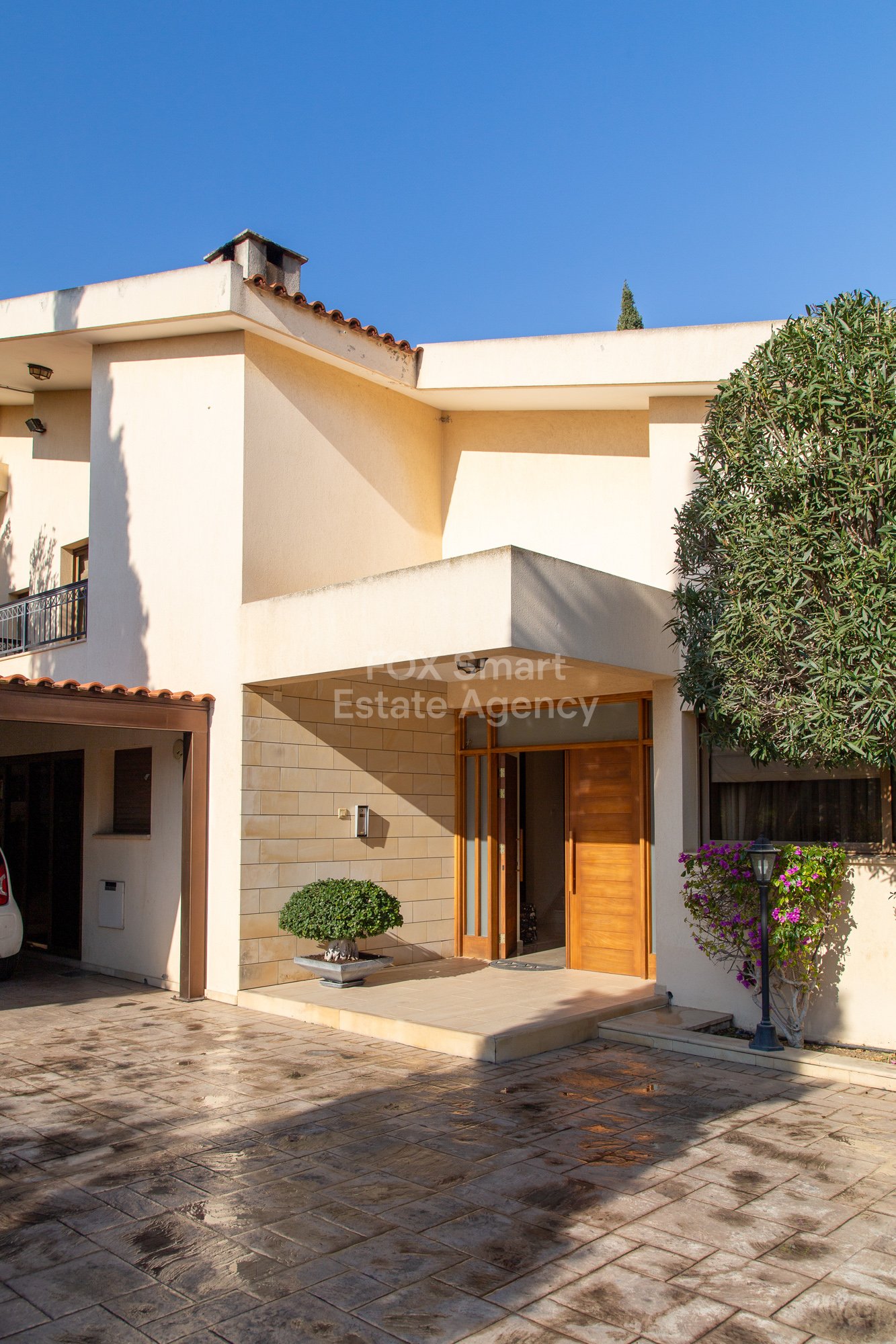 Luxury 4-Bedroom Villa with Private Pool & Development Potential – Pascal Area, Larnaca
