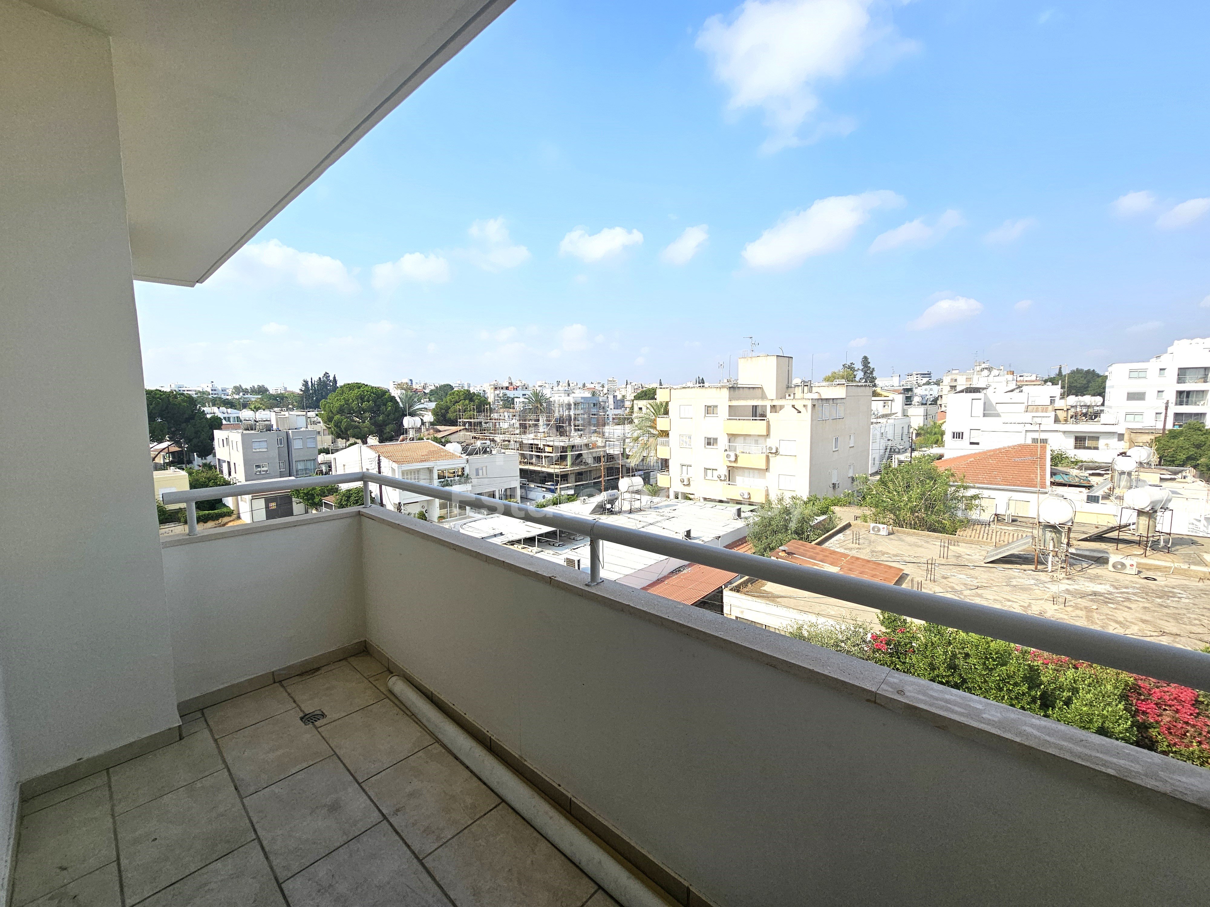 Spacious Renovated 3-Bedroom Apartment in Acropolis, Nicosia