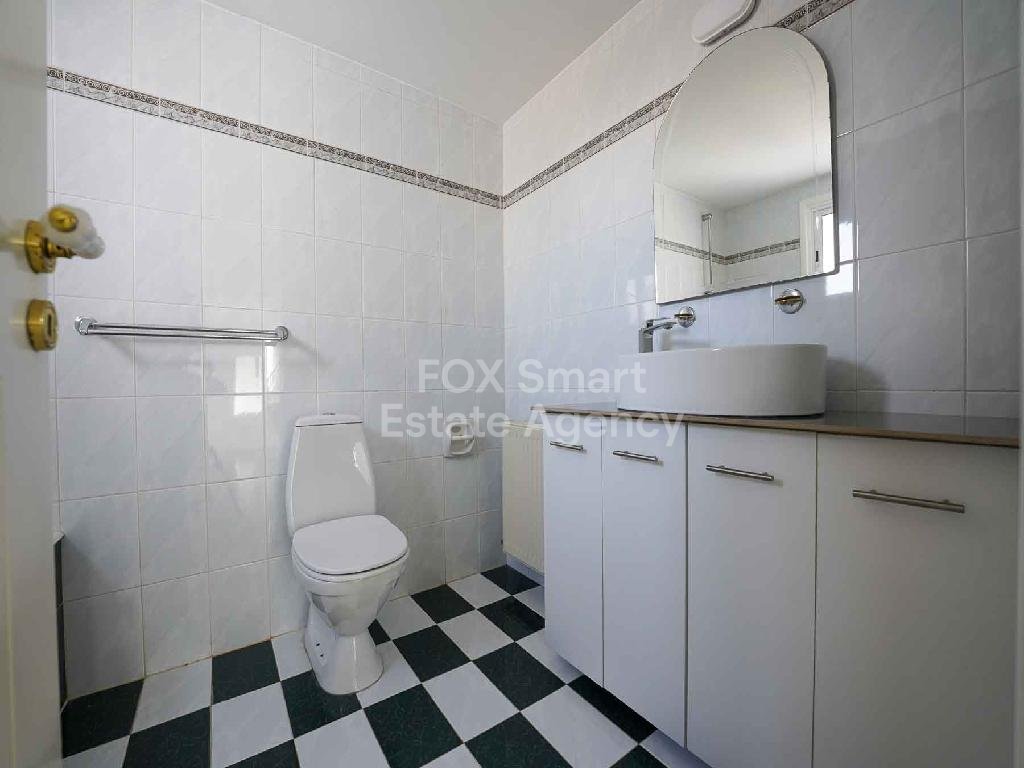 Detached four-bedroom house  in Strovolos, Nicosia for sale