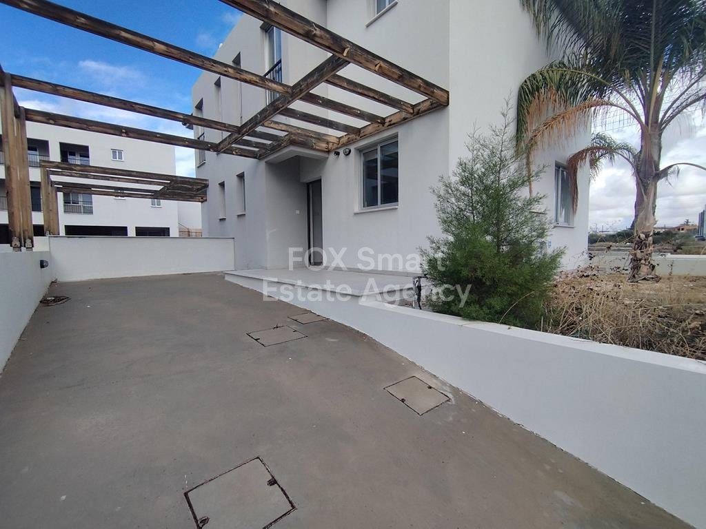 2 Bedroom Semi-Detached House For Rent in Oroklini